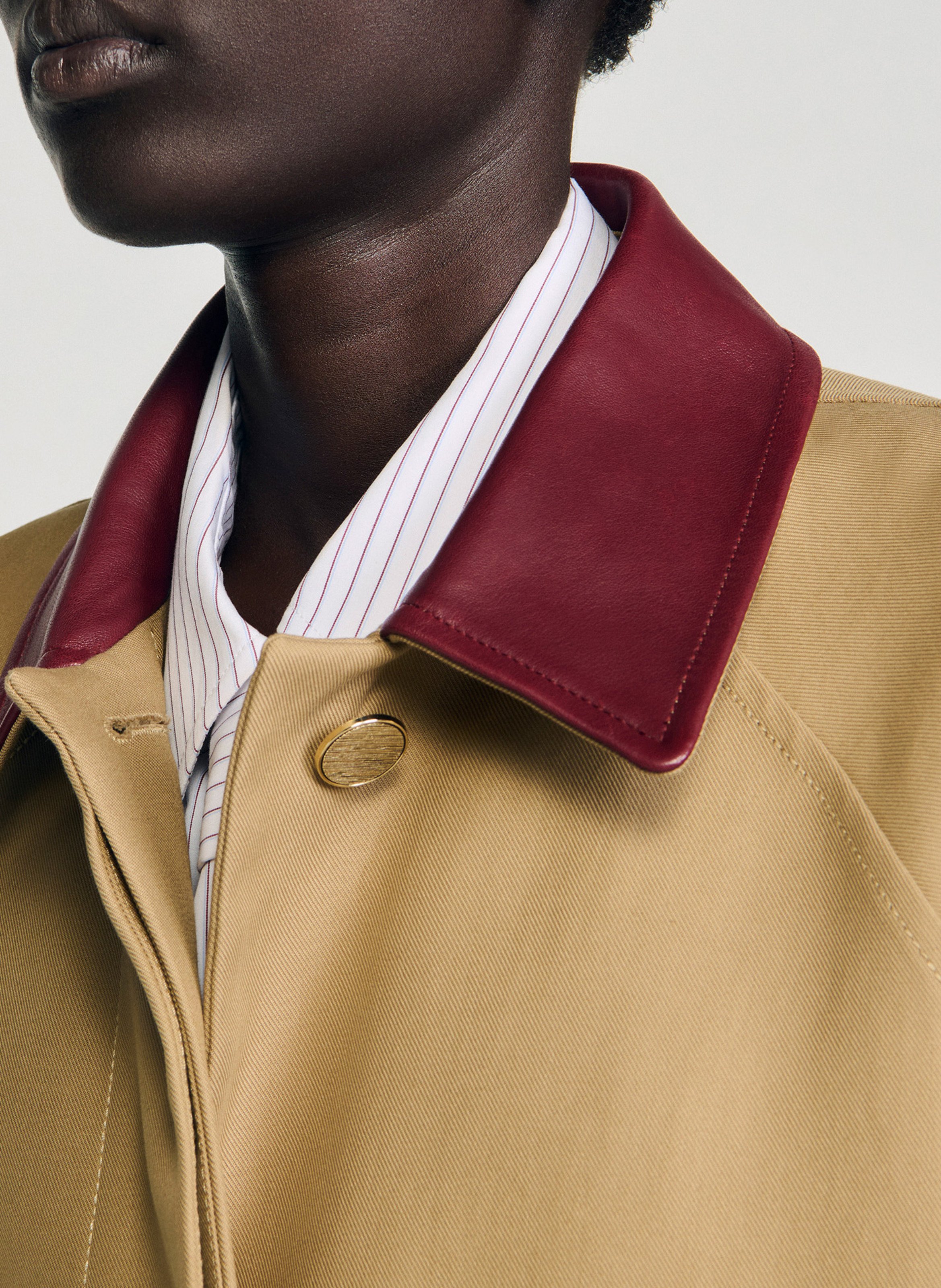 Rechte trenchcoat van katoen met klassieke kraag SANDRO Beige