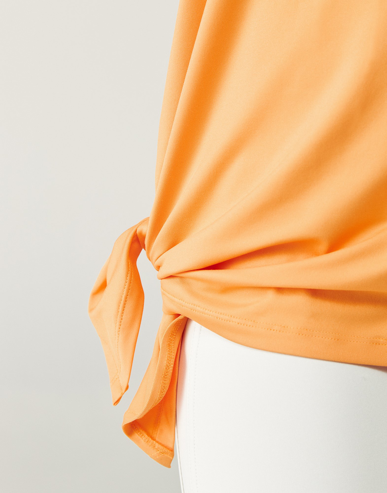 Sleeveless performance sports t-shirt BORN LIVING YOGA Pink