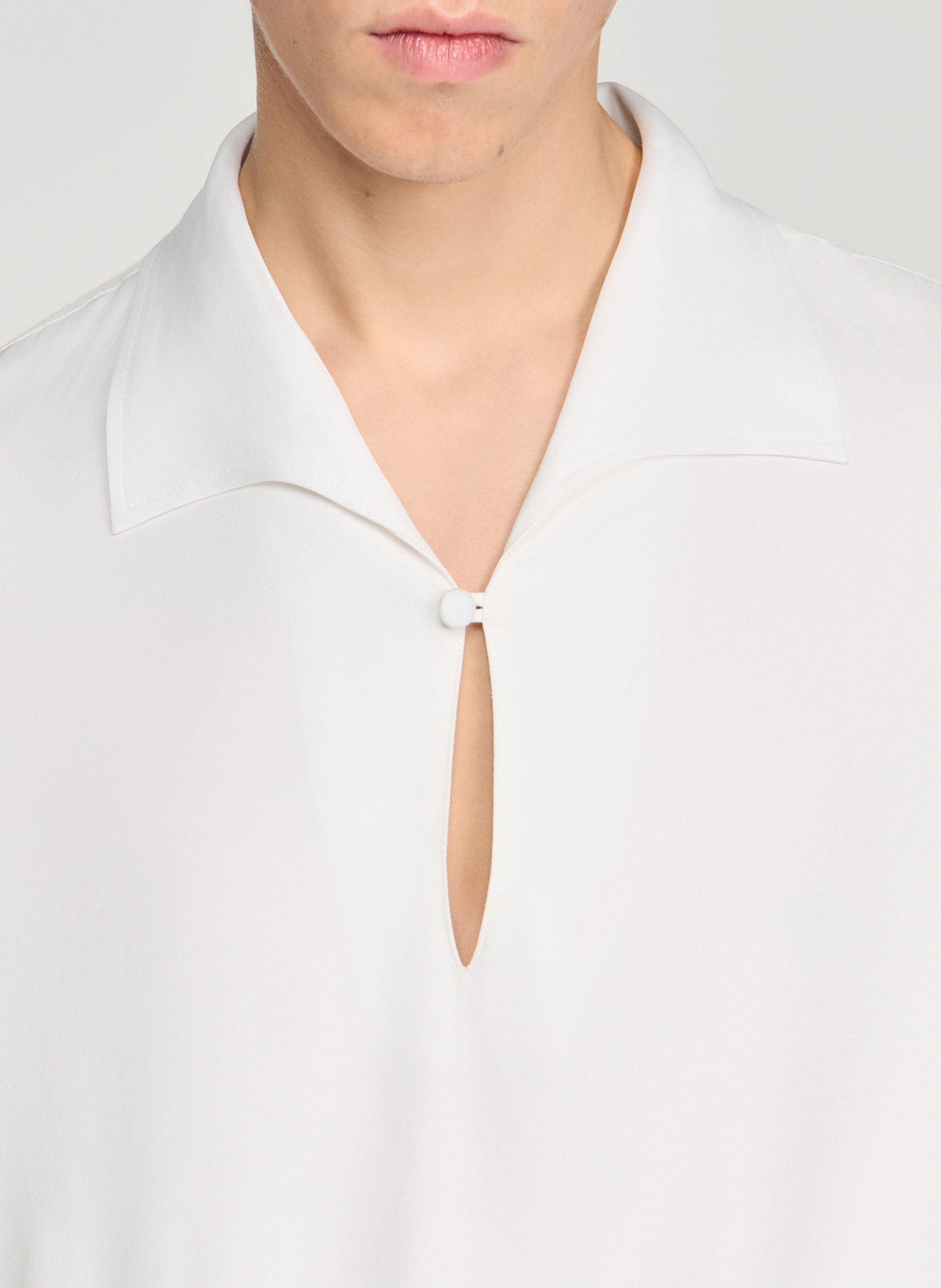 Straight top with classic collar SANDRO White