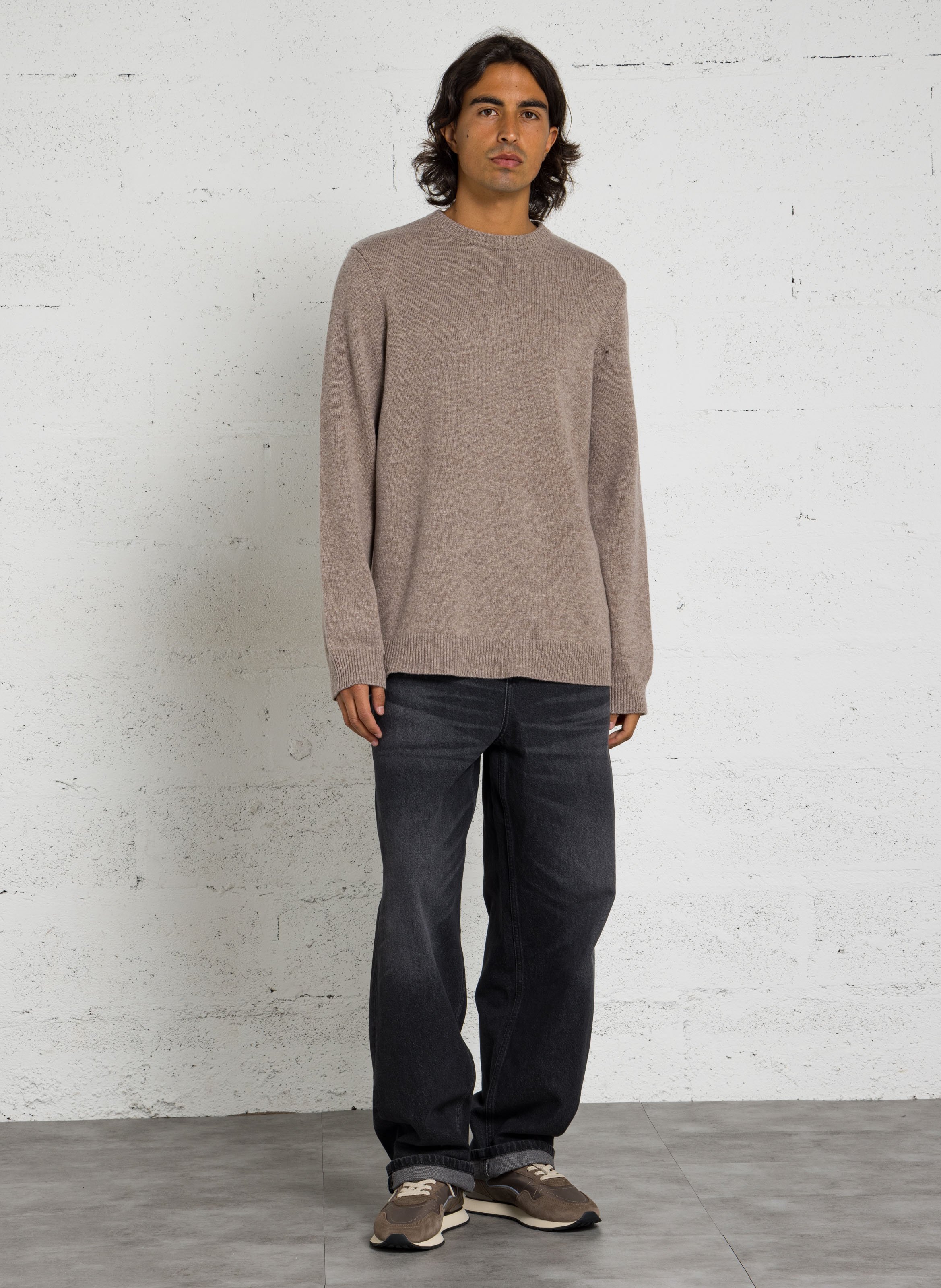 Pull droit col rond en laine  MAJESTIC FILATURES Marron