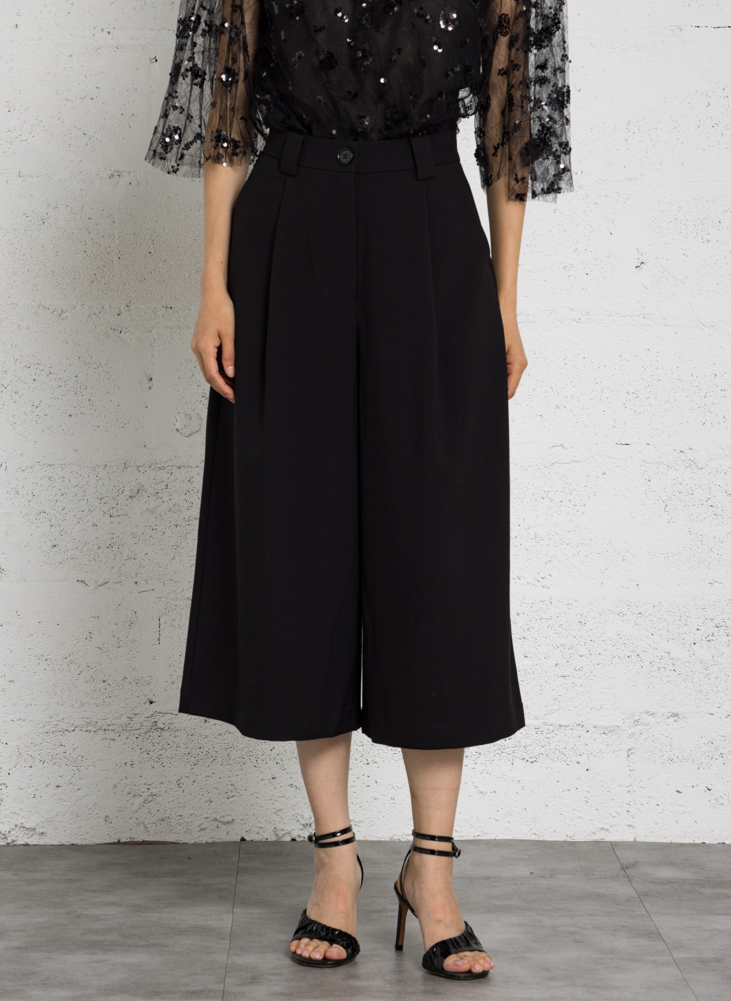 Pantacourt large uni STELLA NOVA Noir