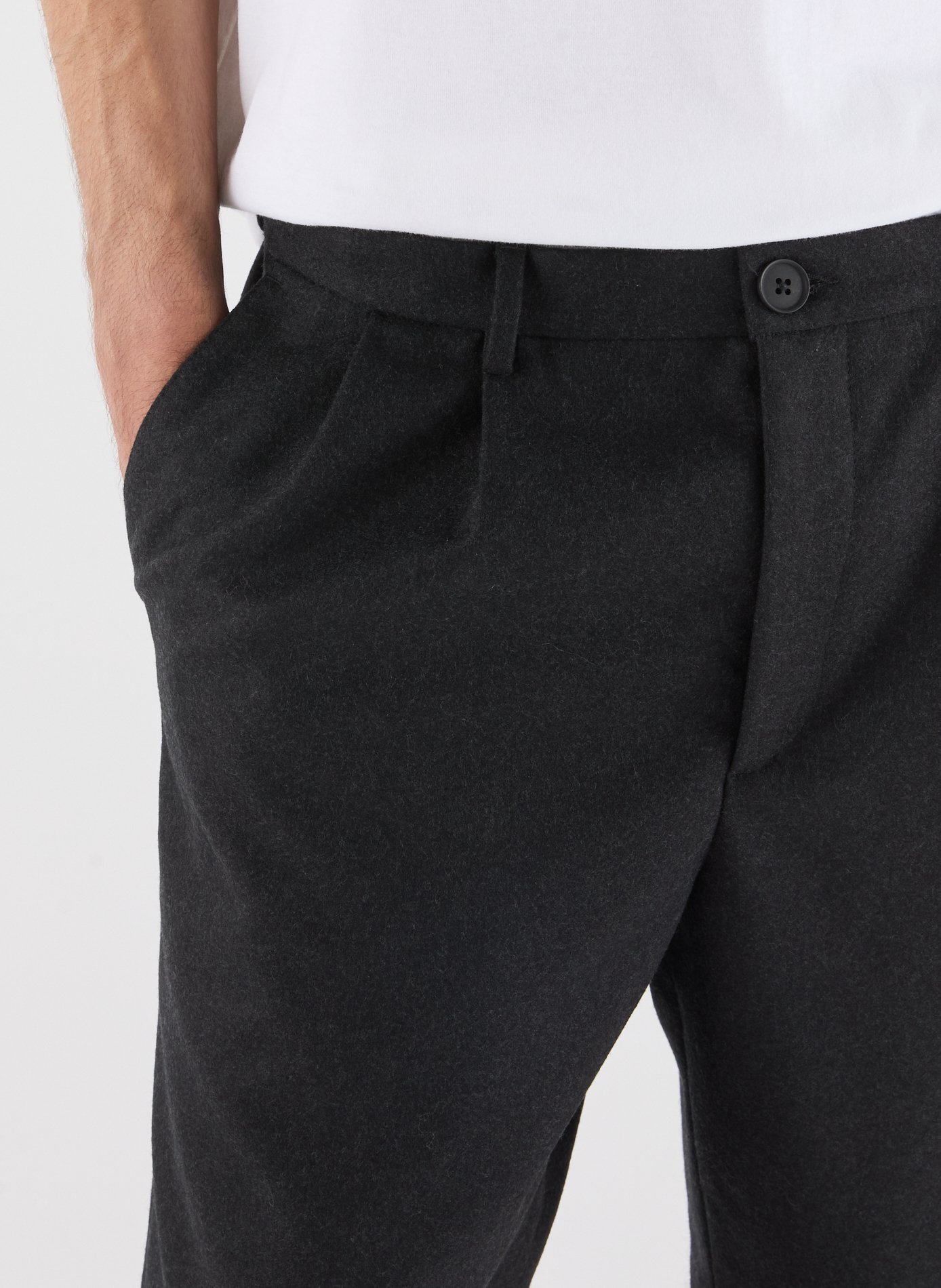 Straight wool Bermuda shorts SAISON 1865 Grey