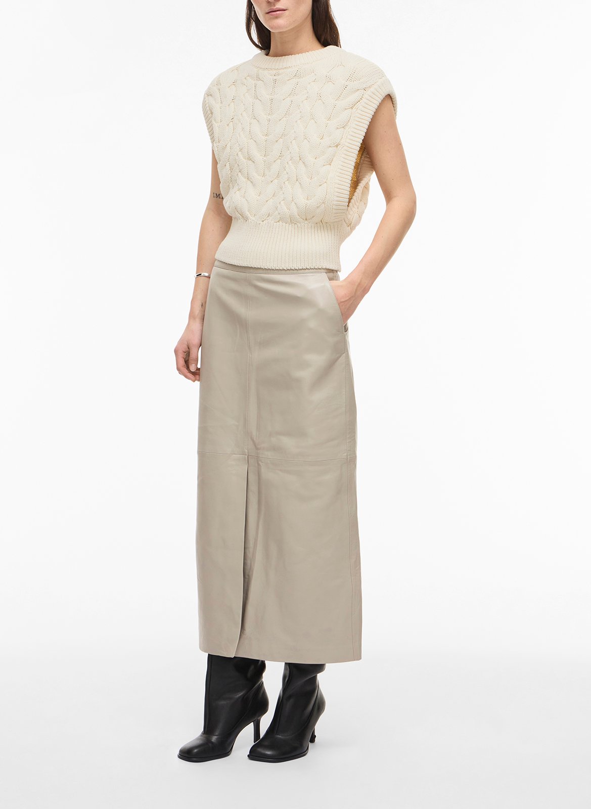 Eng anliegender Rundhalspullover aus Baumwollmischung ROUGE EDIT Beige