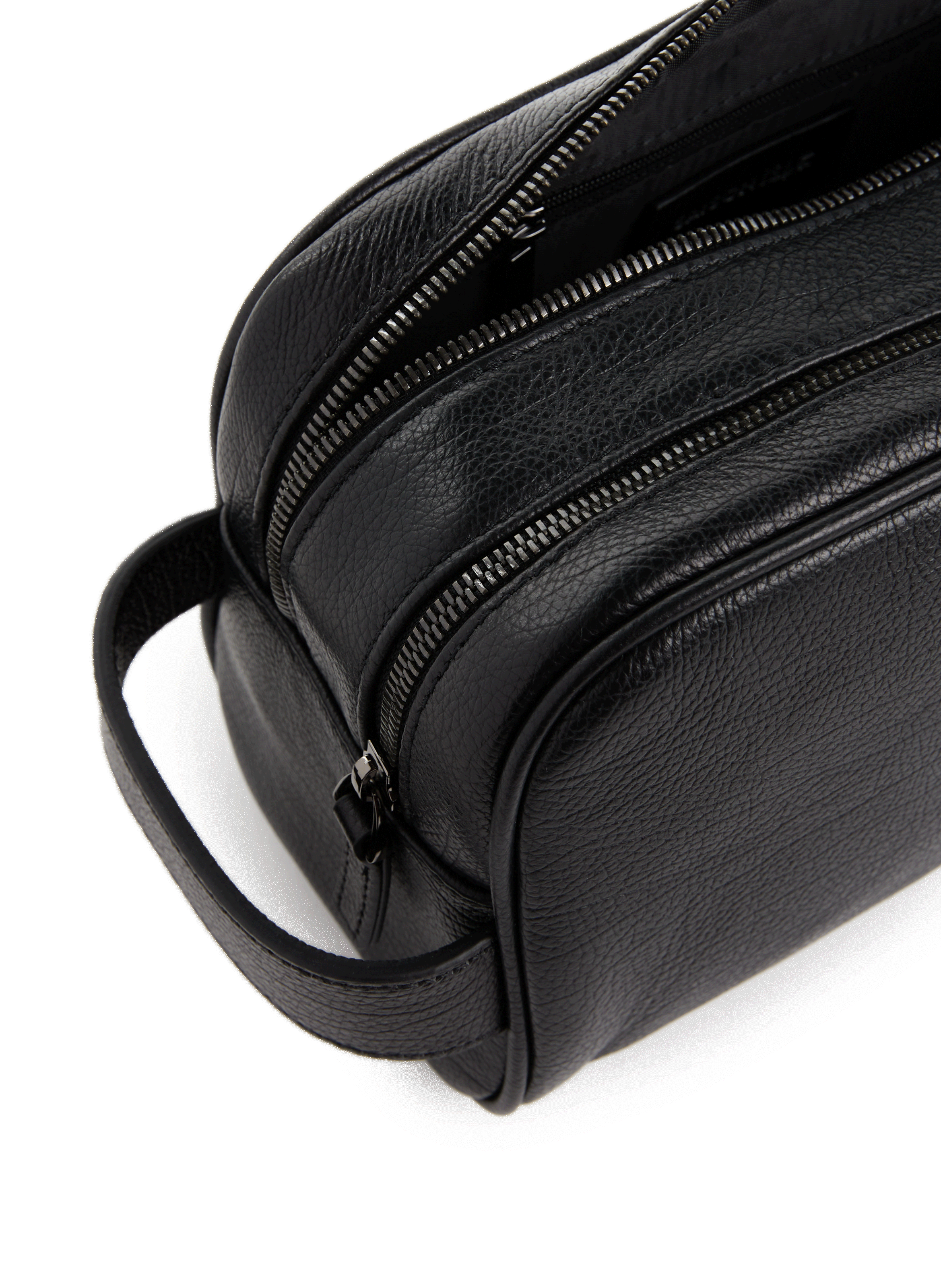 Grained leather travel pouch hex pr139582 more leather black SAISON 1865 Black