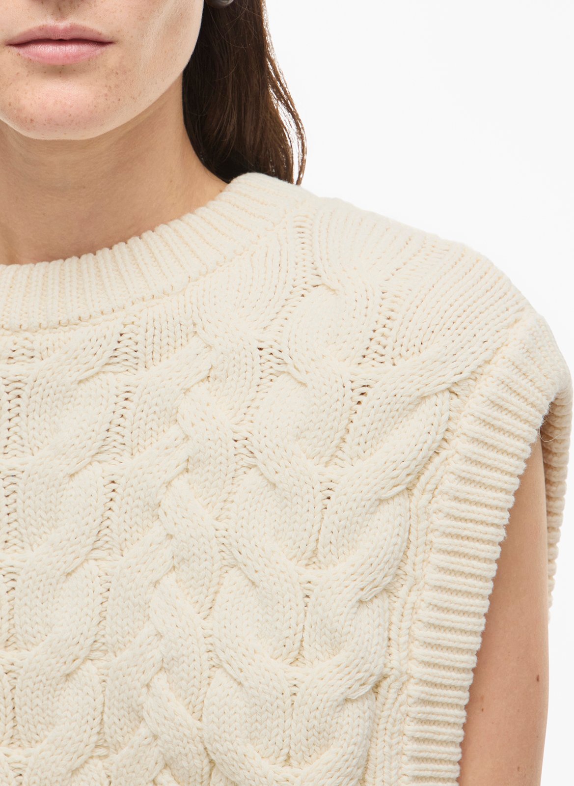 Eng anliegender Rundhalspullover aus Baumwollmischung ROUGE EDIT Beige