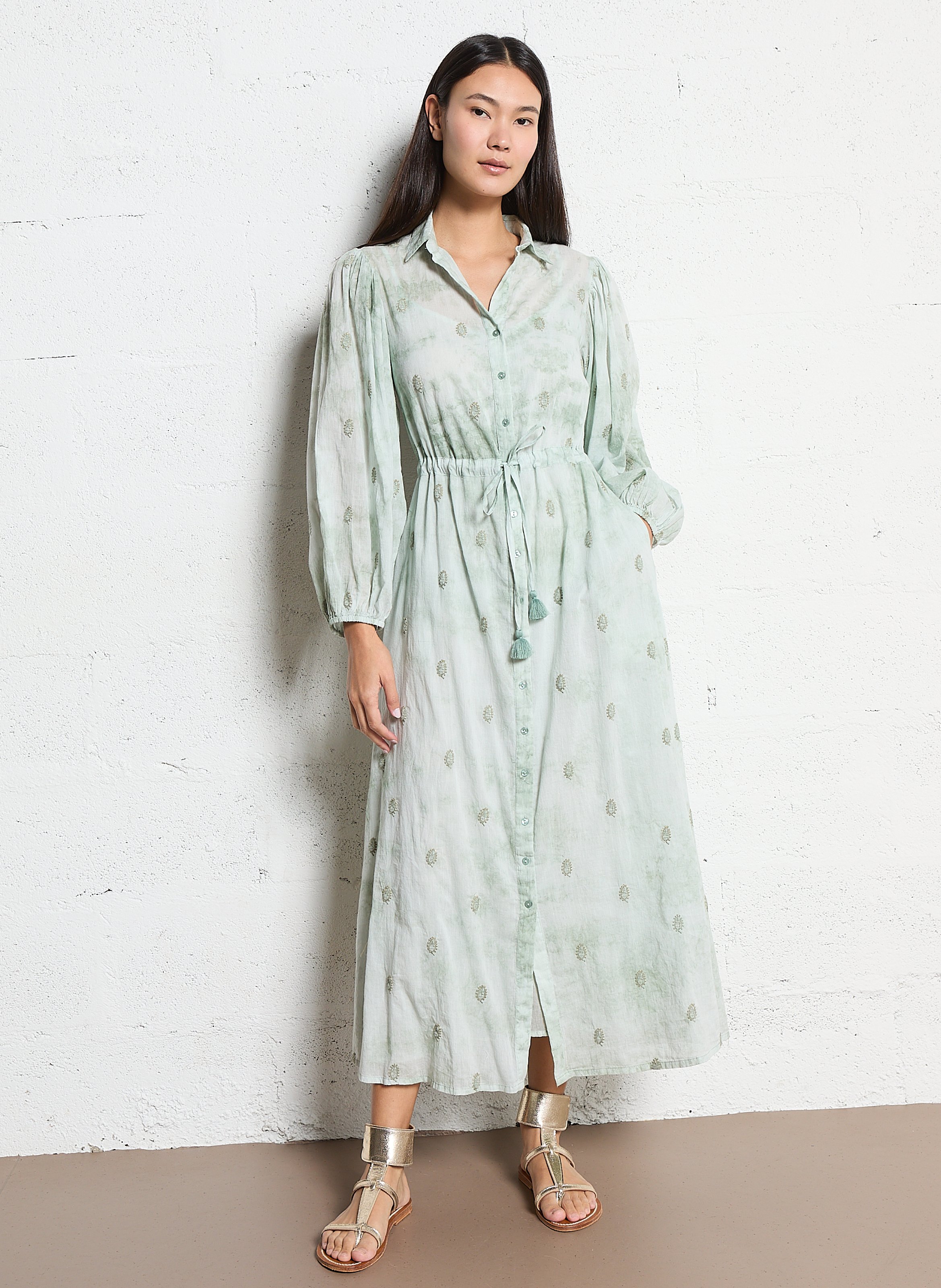 Lang bedrucktes Maxikleid mit Stickereien MAISON HOTEL Grun