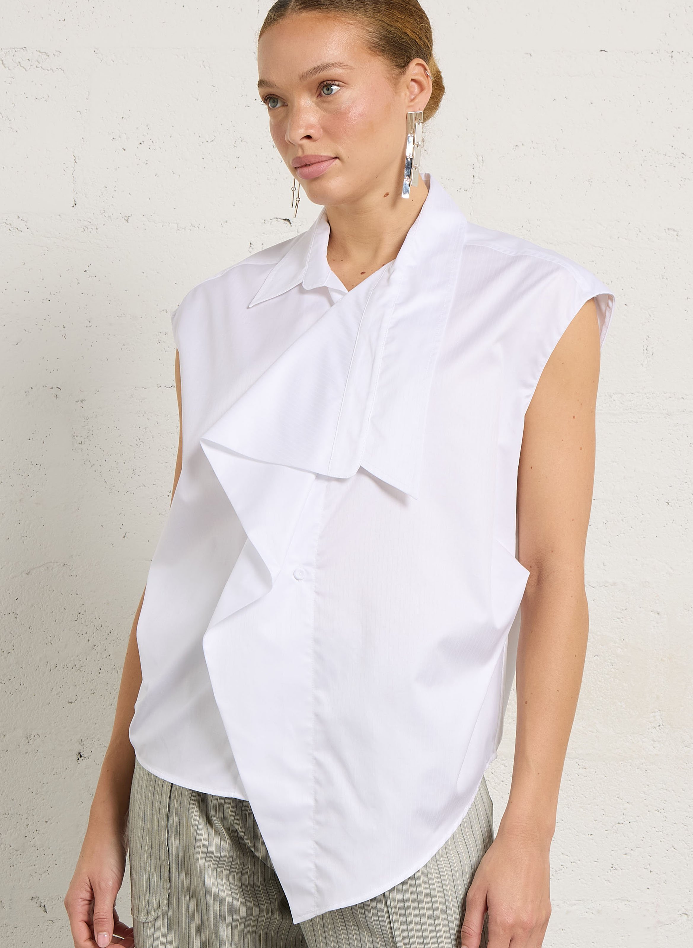 Baumwollbluse mit asymmetrischem Kragen MARGAUX LONNBERG