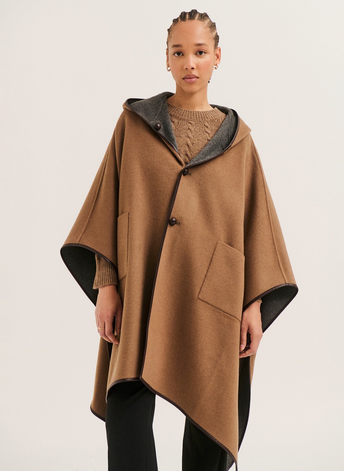 Omkeerbare wollen poncho PABLO Bruin