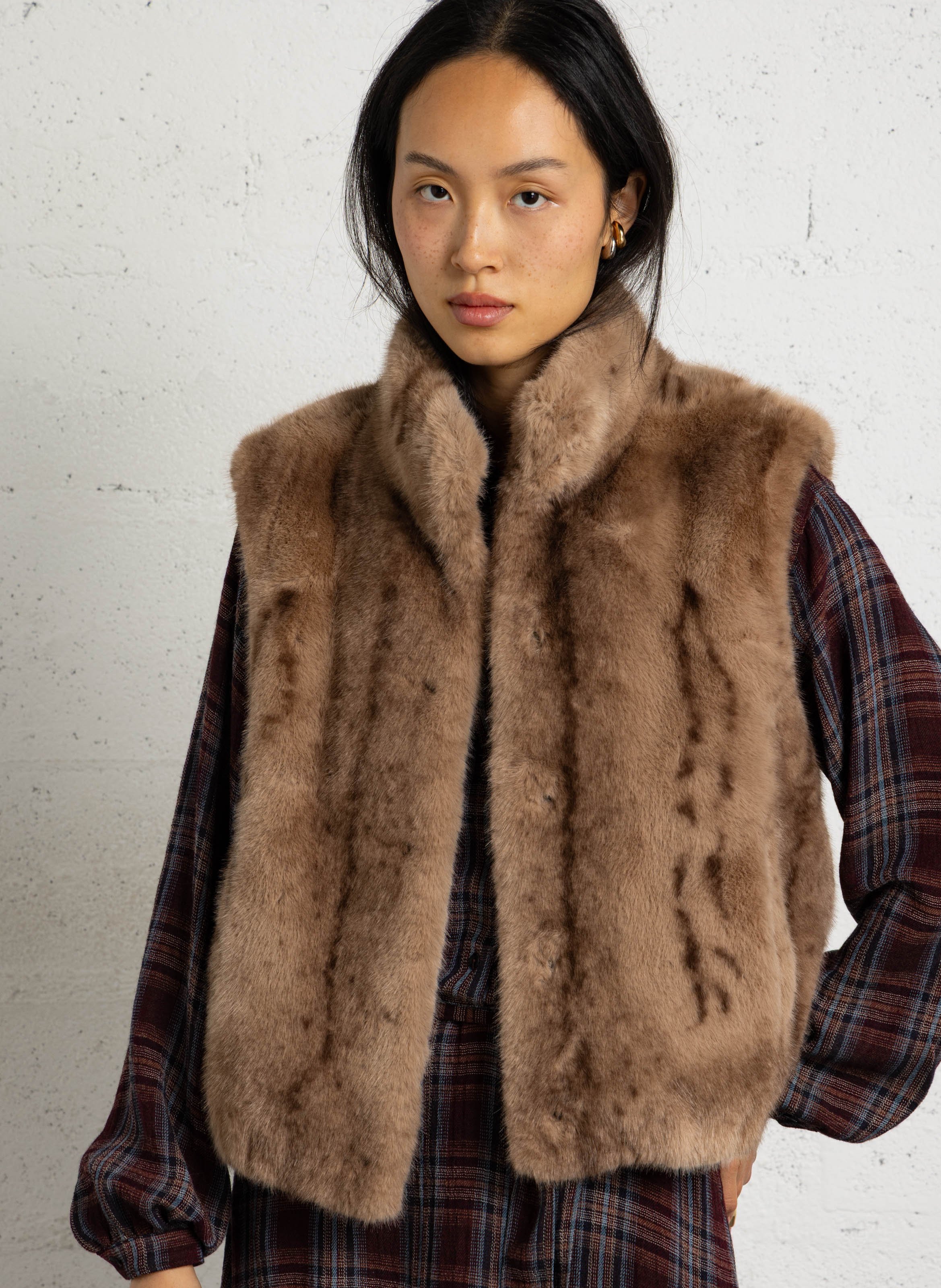 Rechte mouwloze jas met fakefur-effect MAISON 123 Grijs
