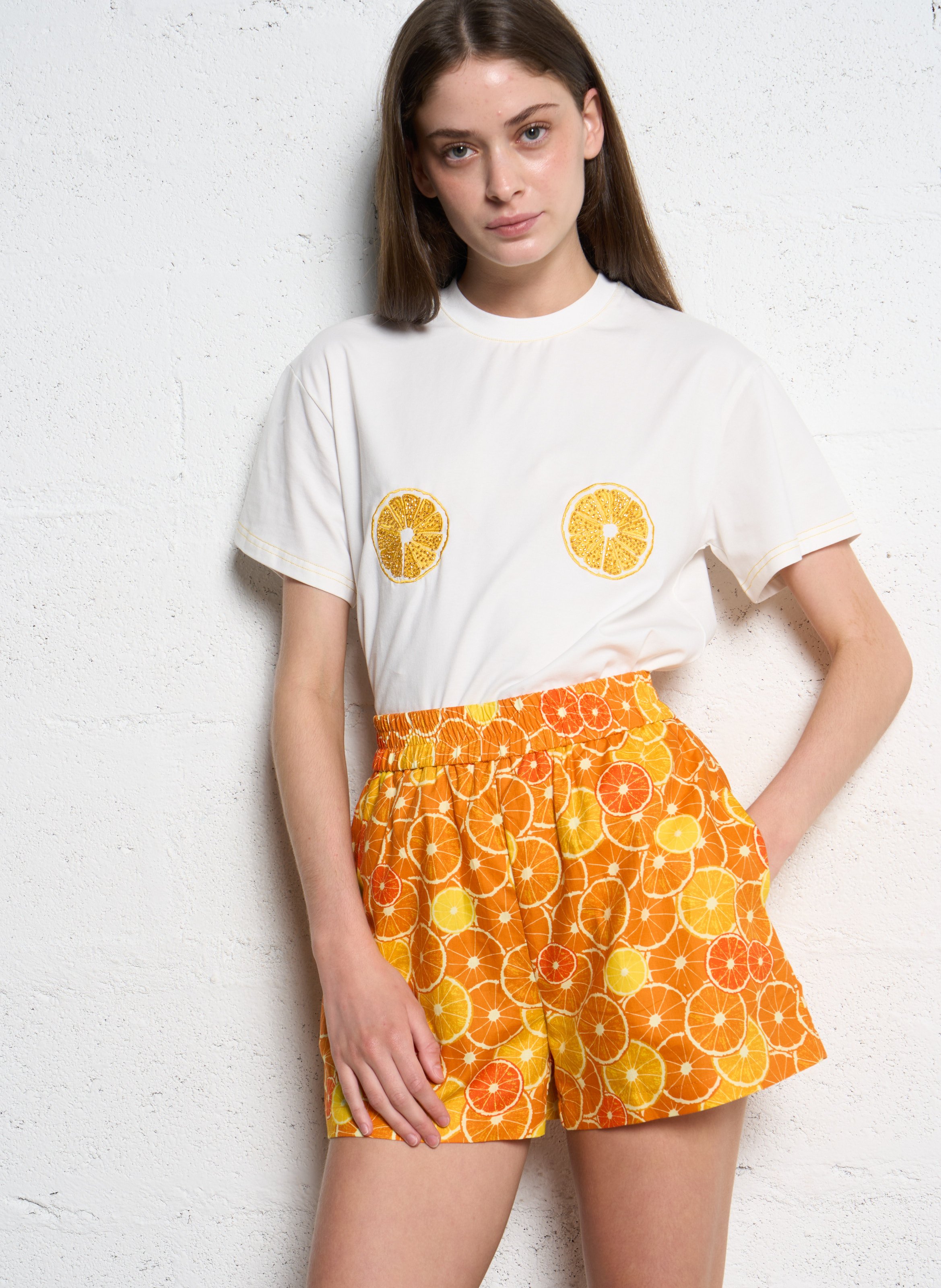 Short-sleeve embroidered T-shirt NEVER FULLY DRESSED White