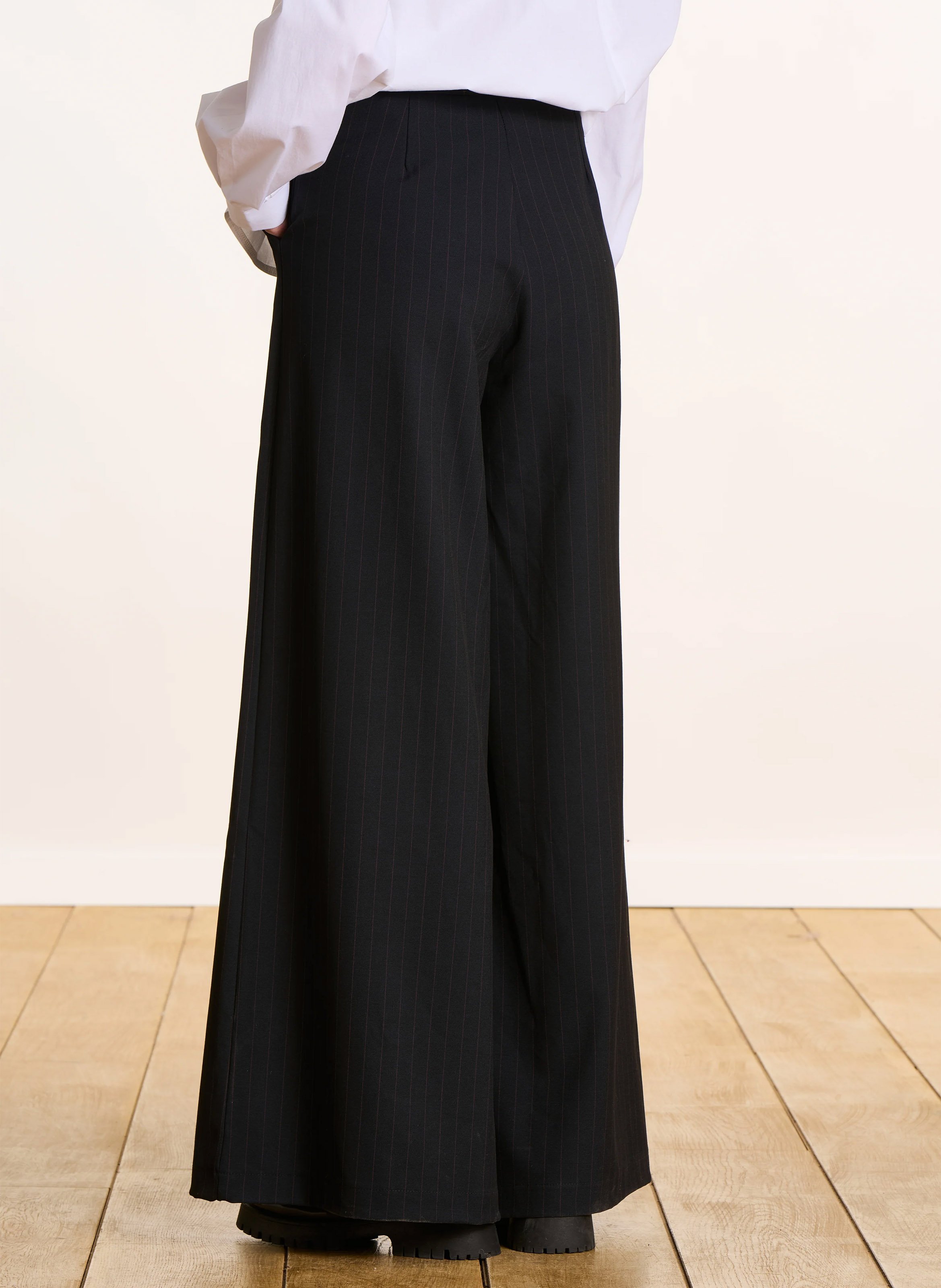Wide-leg pinstripe pants LA FEE MARABOUTEE Black