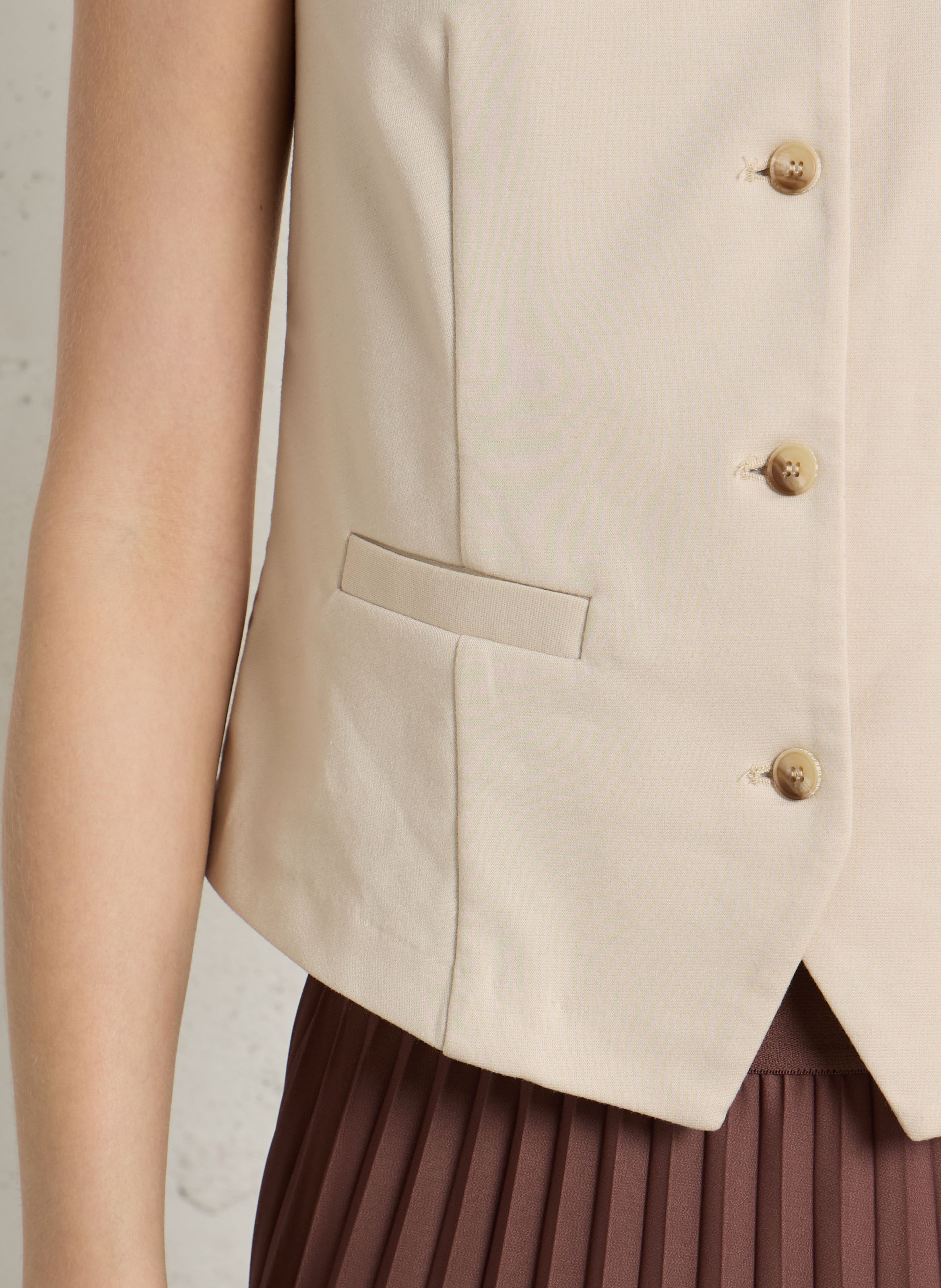 Straight V-neck vest LE TEMPS DES CERISES Beige