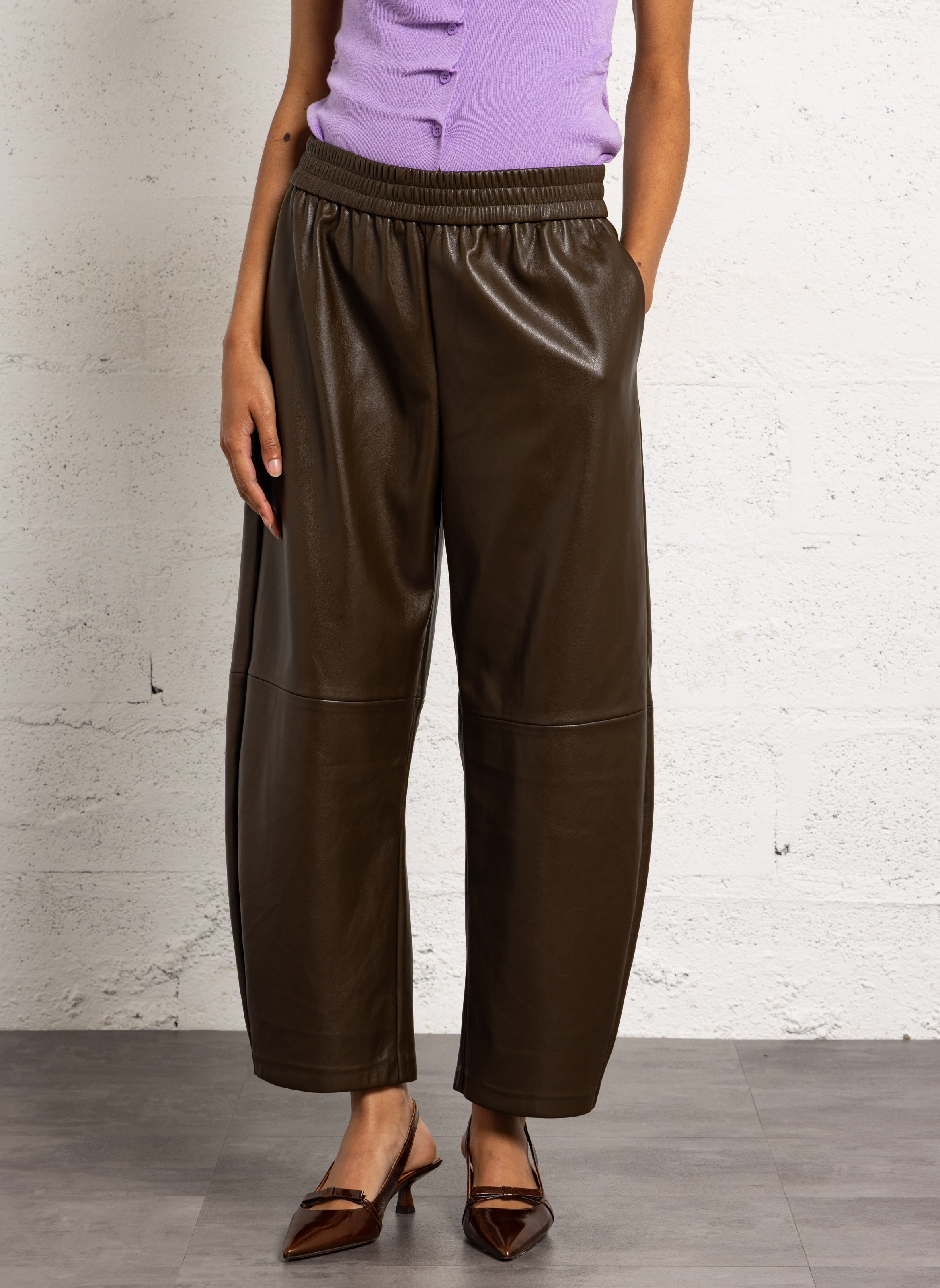 Leather-effect straight-leg pants SUNCOO