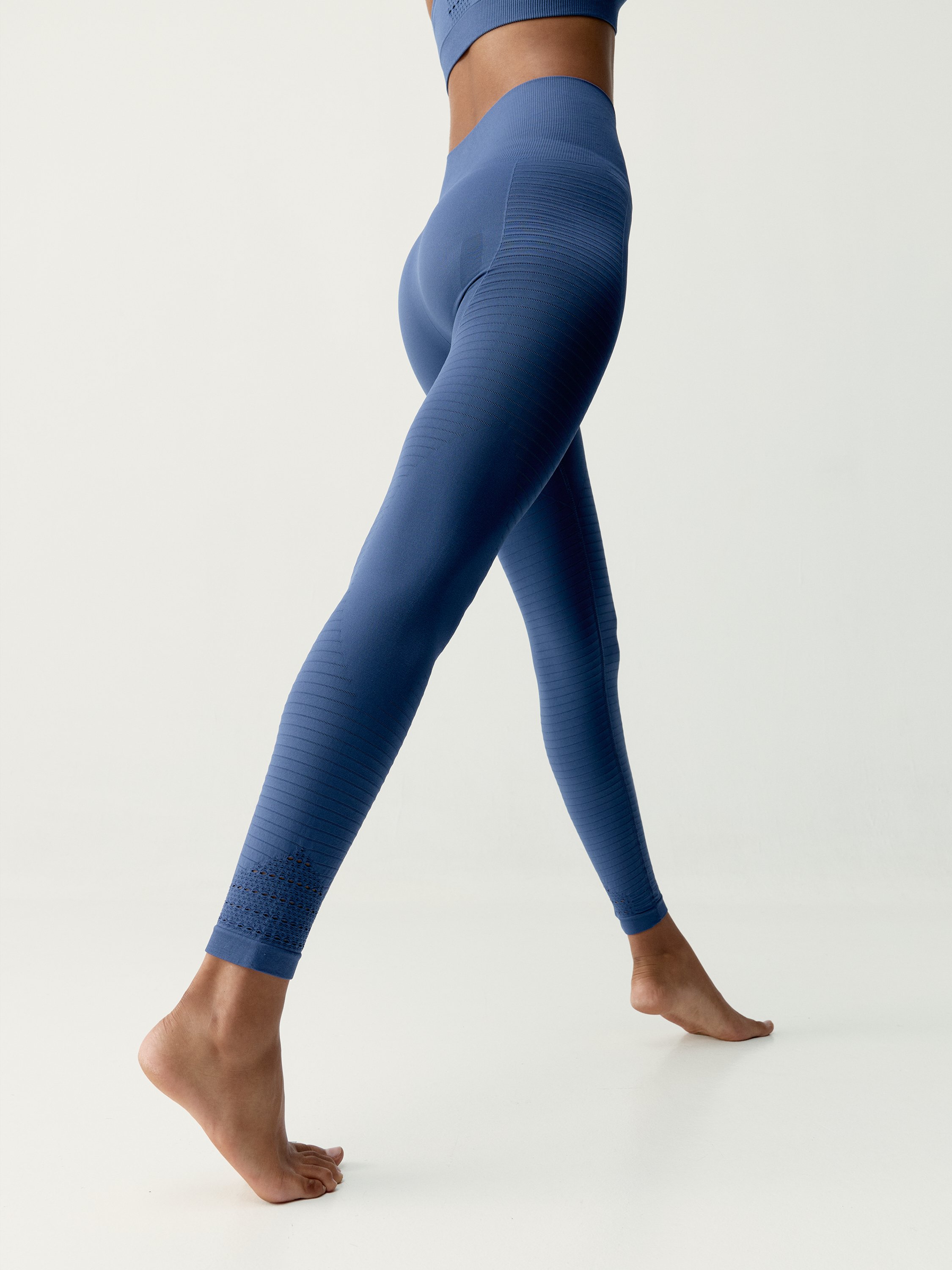 Seamless Long Sports Legging BORN LIVING YOGA Blue