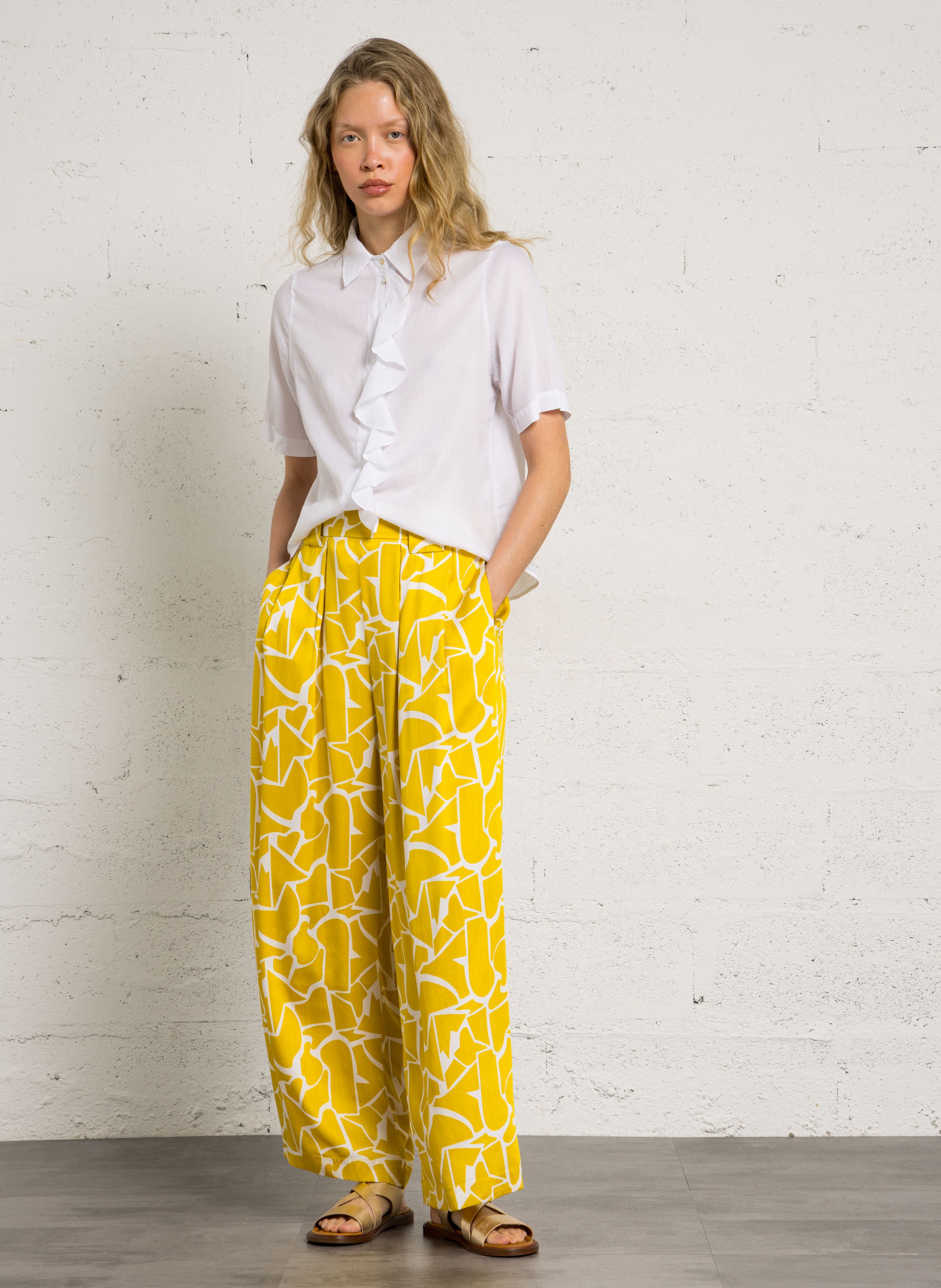 Azawood - Weite Hose mit hohem Bund BELLA JONES Gelb