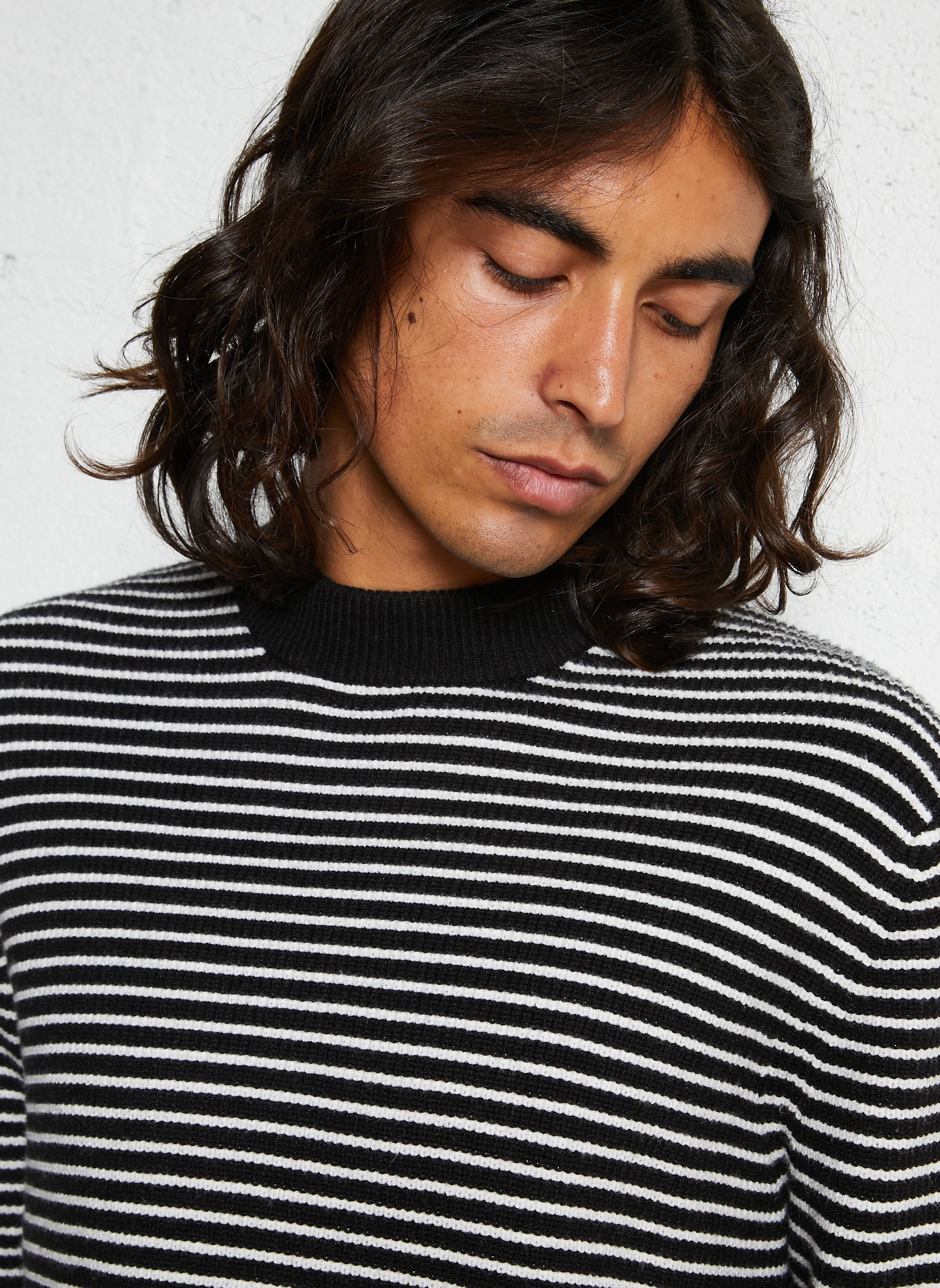 Pull droit en maille à rayures Noir