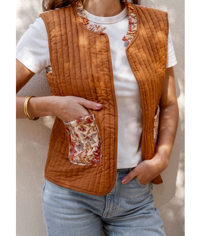 Quilted sleeveless printed indira vest BINDI ATELIER Brown