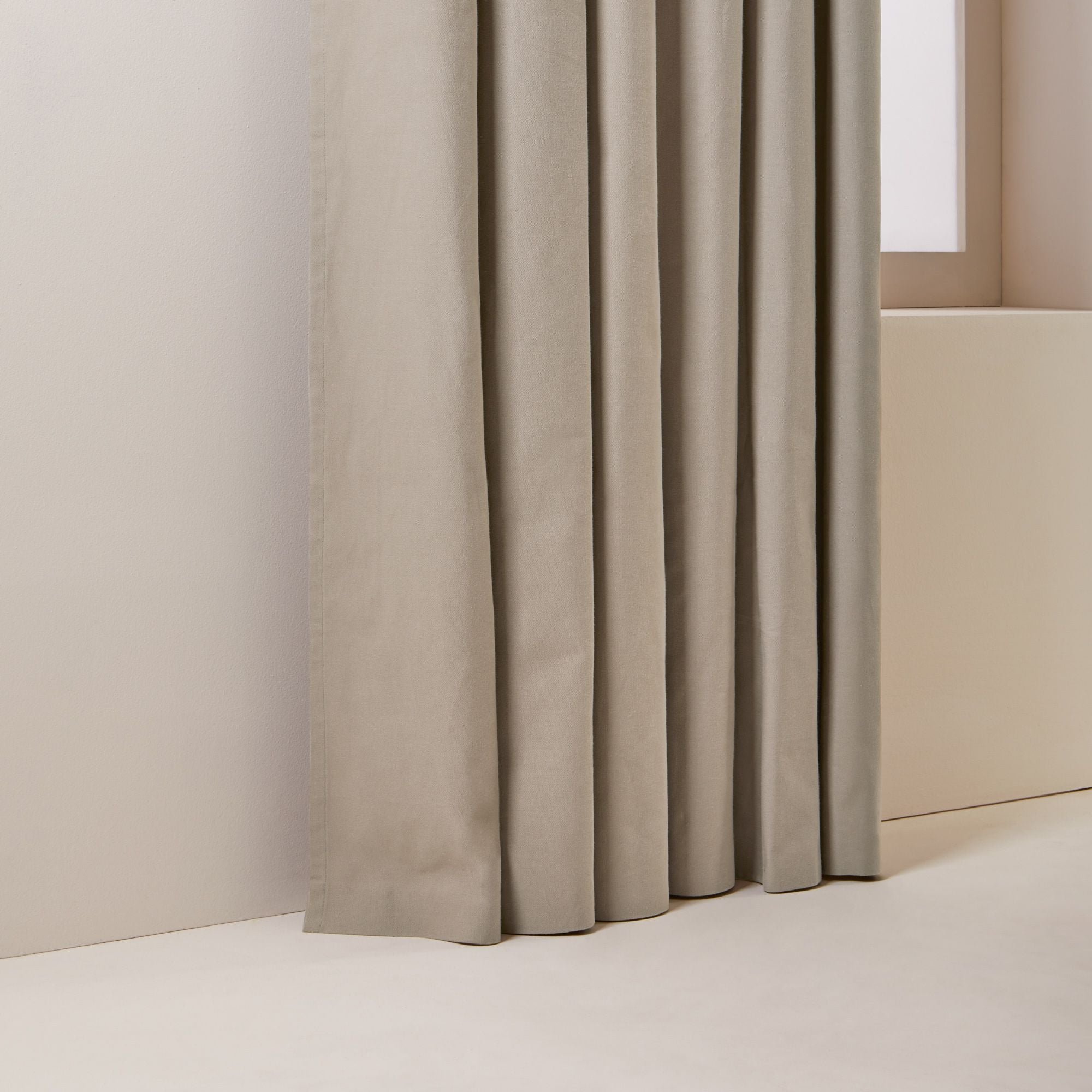Curtain with black eyelets MADURA Beige