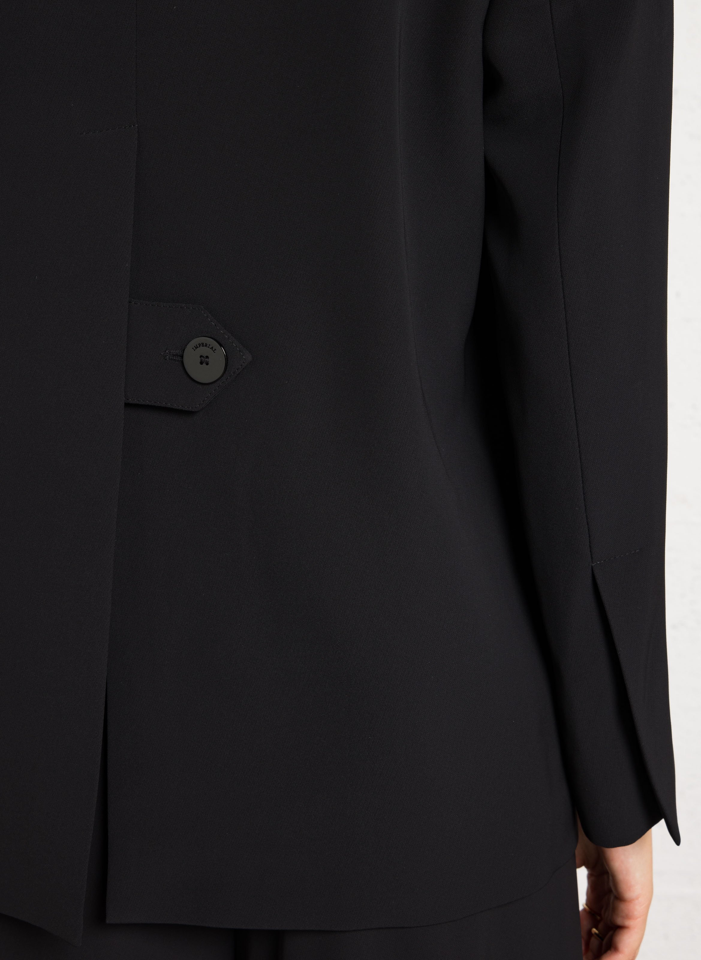 Blazer fluide à col rond  IMPERIAL Noir