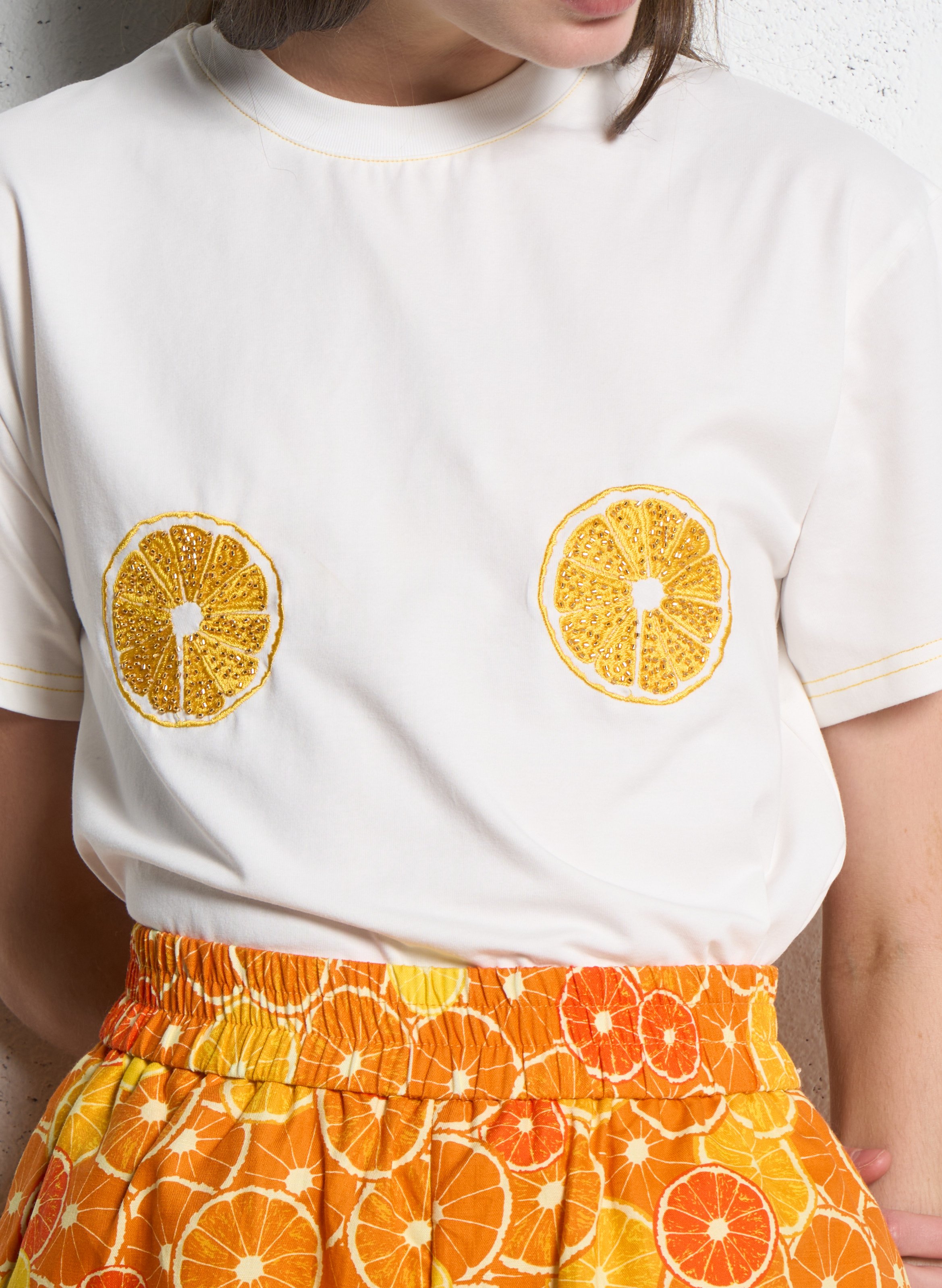 Short-sleeve embroidered T-shirt NEVER FULLY DRESSED White