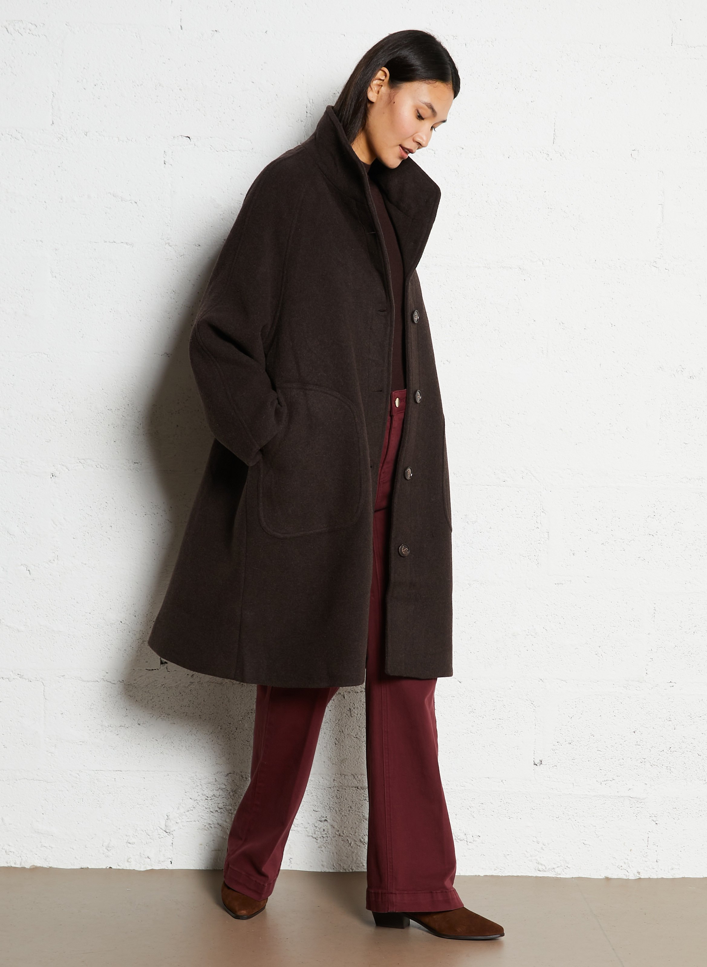 Long knit coat with tailored collar SEE U SOON Brown