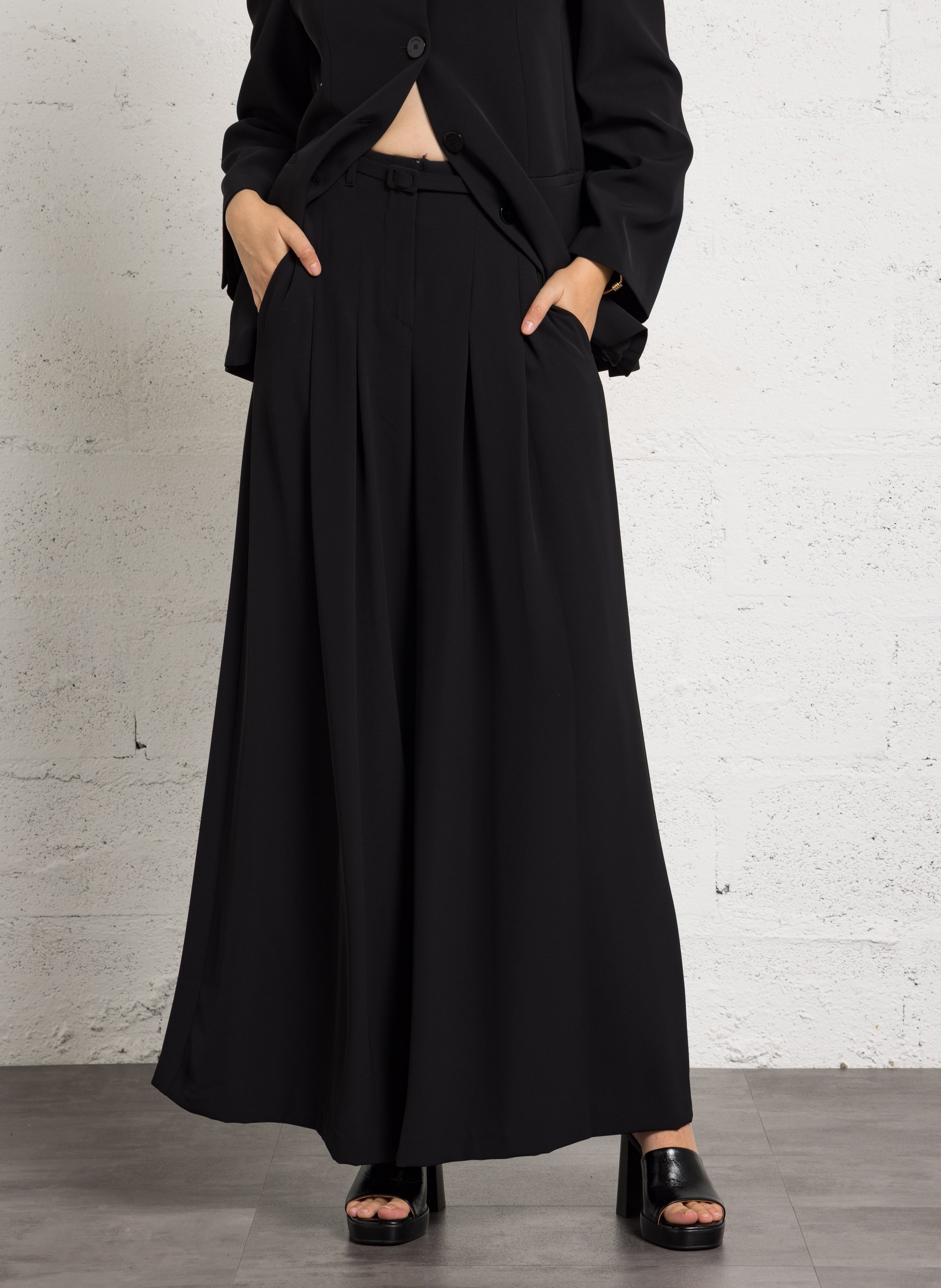 Wide-leg pants IMPERIAL Black