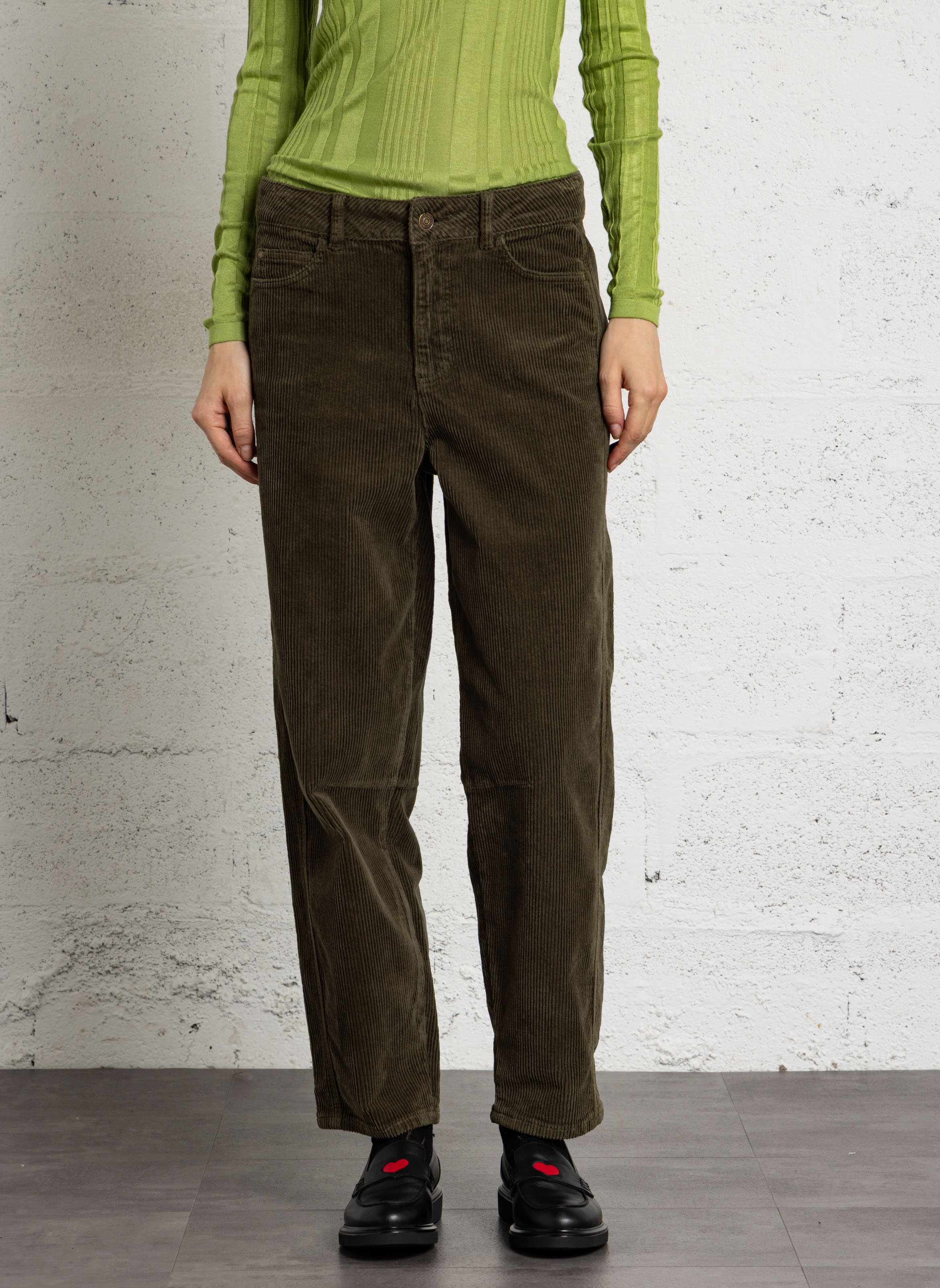 Samthose aus Baumwollmischung mit Rippstruktur MAISON 123 Khaki