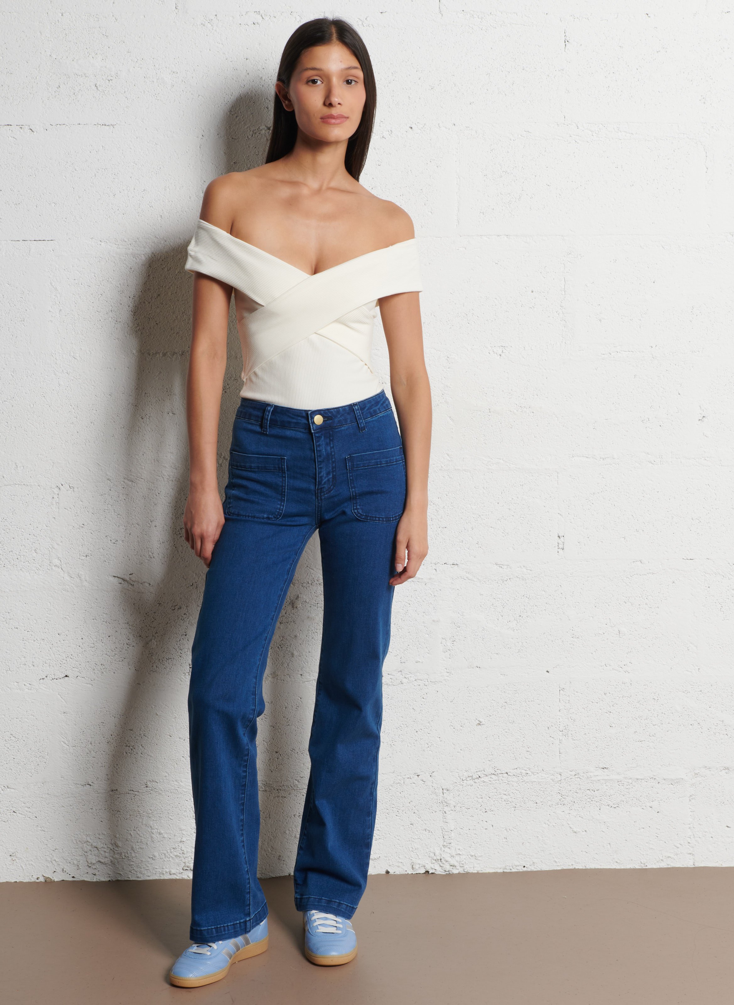 Baskets basses en cuir ADIDAS Bleu