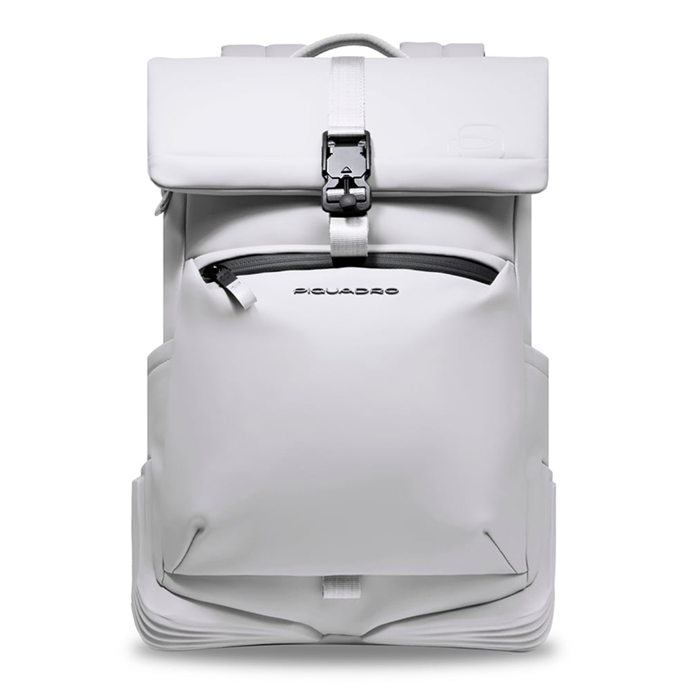 Water-repellent backpack for computer and iPad® with bottle pocket, shock protection, and RFID. PIQUADRO