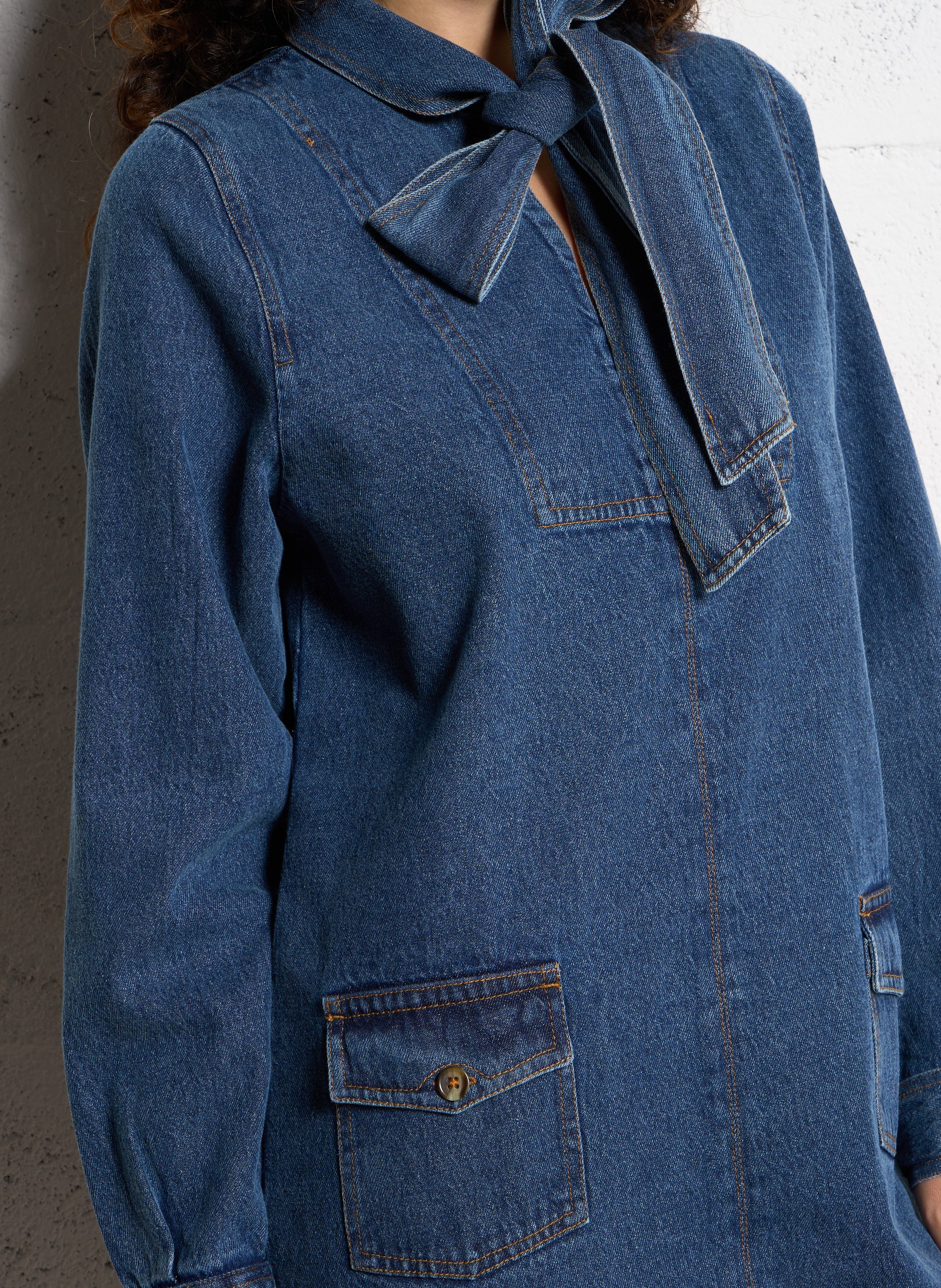 Kurzes Kleid mit Schluppenkragen aus Baumwolldenim EMILE ET IDA Blau