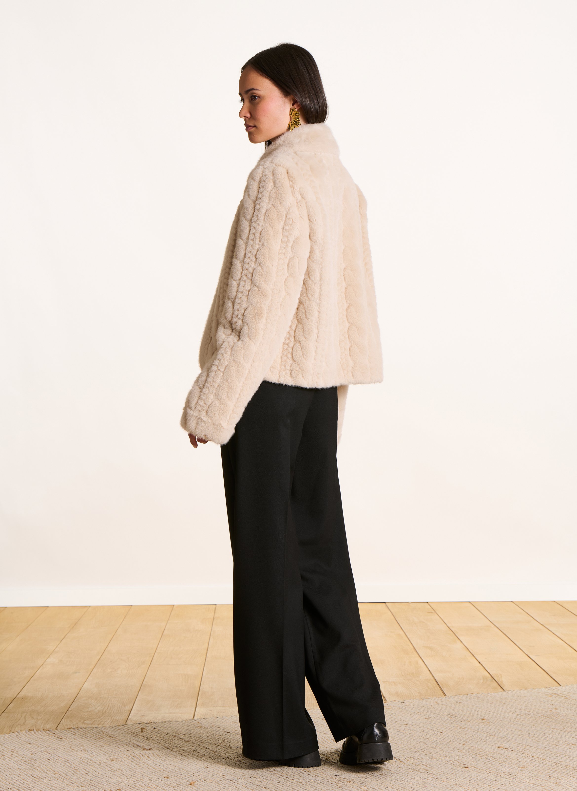 Veste col classique en fourrure synthétique LA FEE MARABOUTEE Blanc