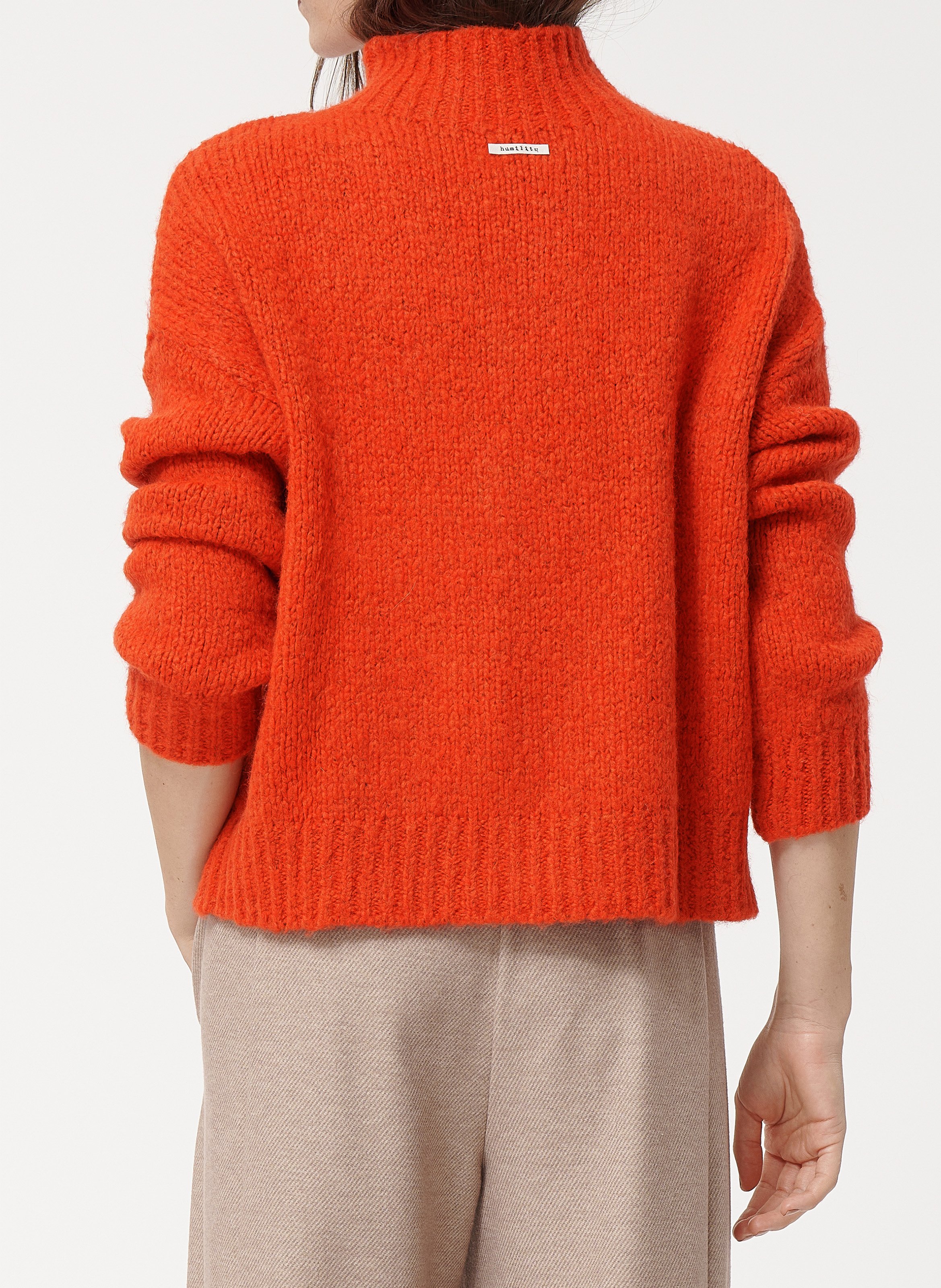 Pull col montant HUMILITY Orange