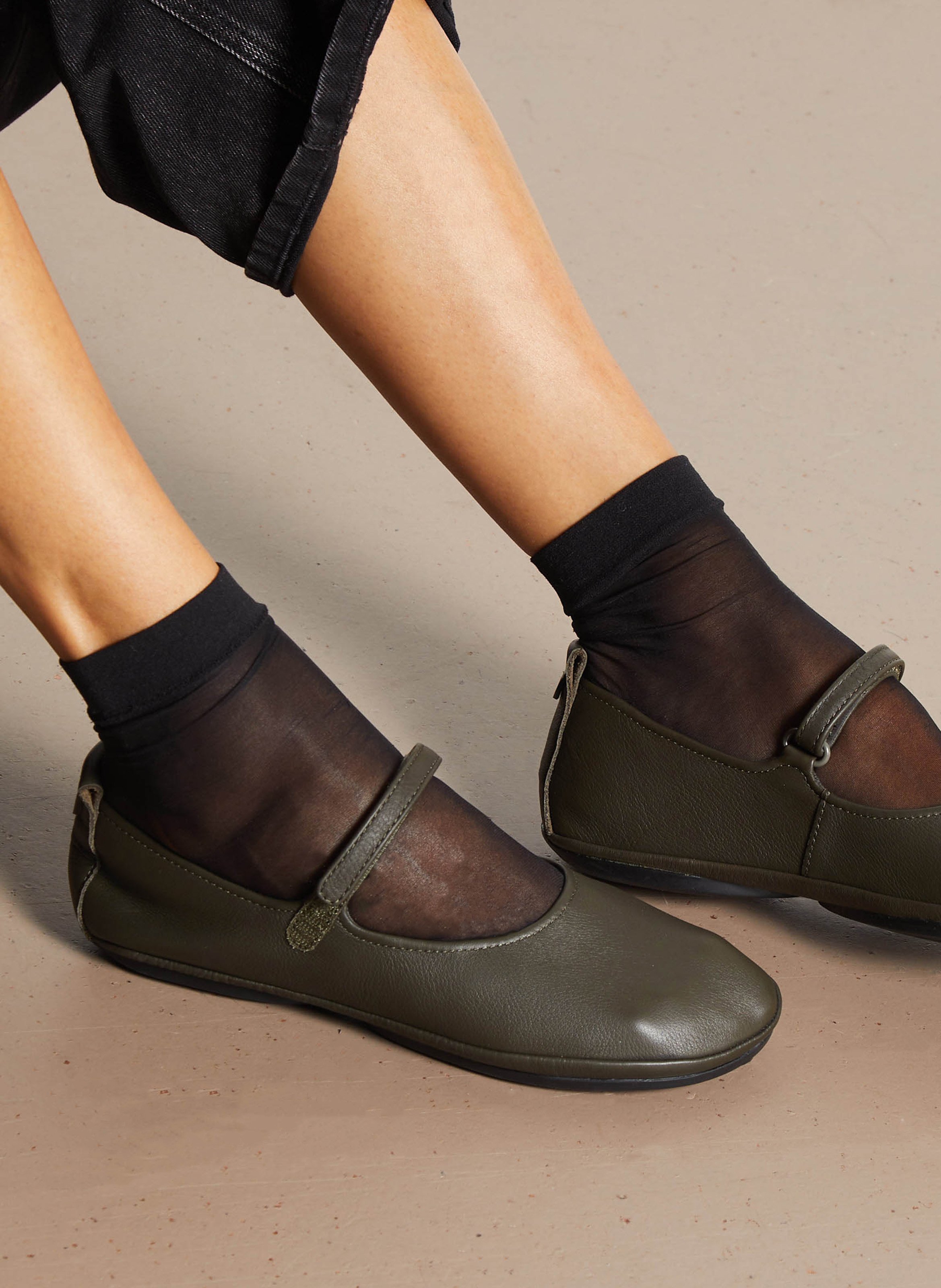 Ballerines à bride scratch en cuir CAMPER Vert