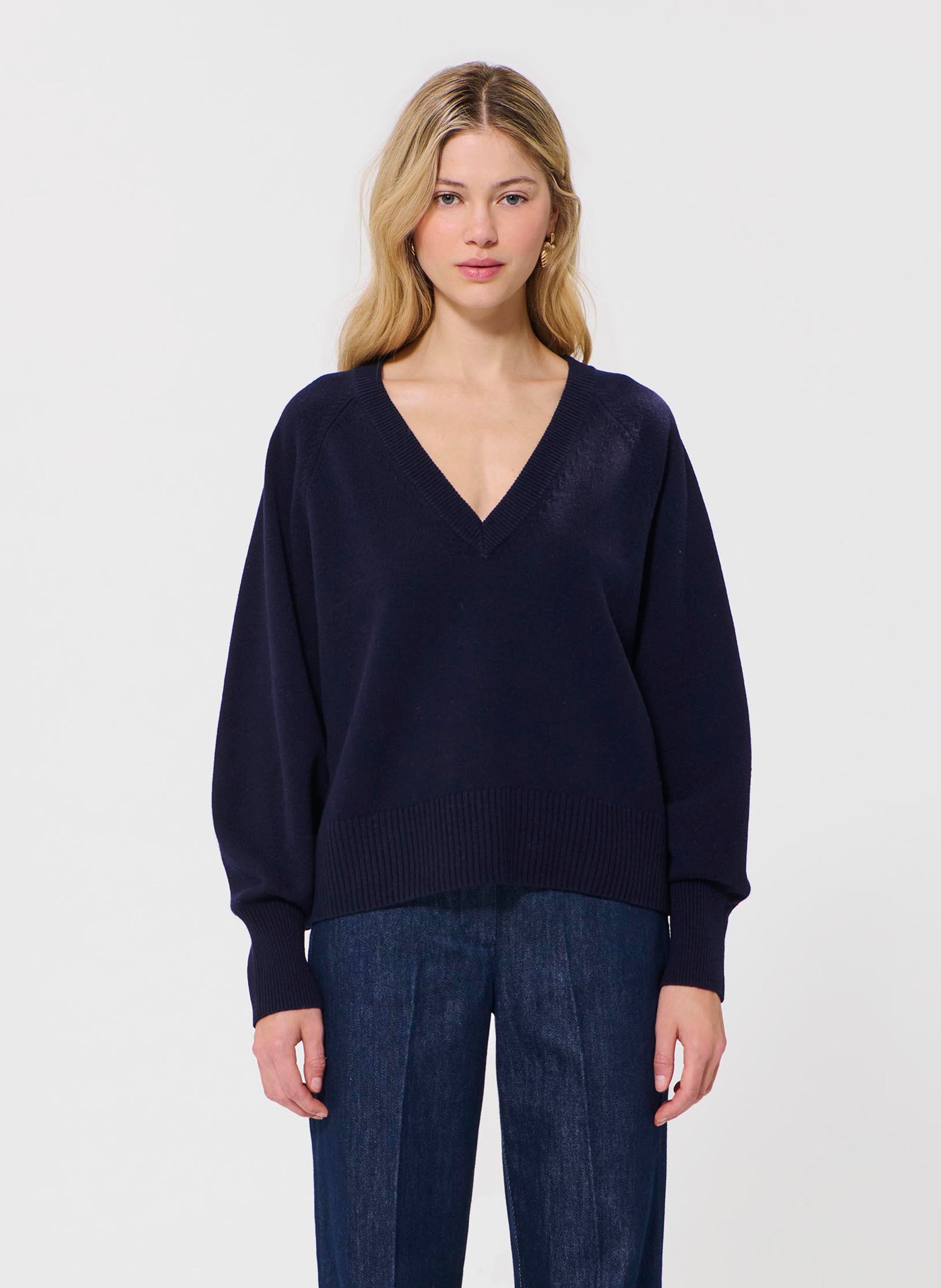 Pull col v en laine TARA JARMON