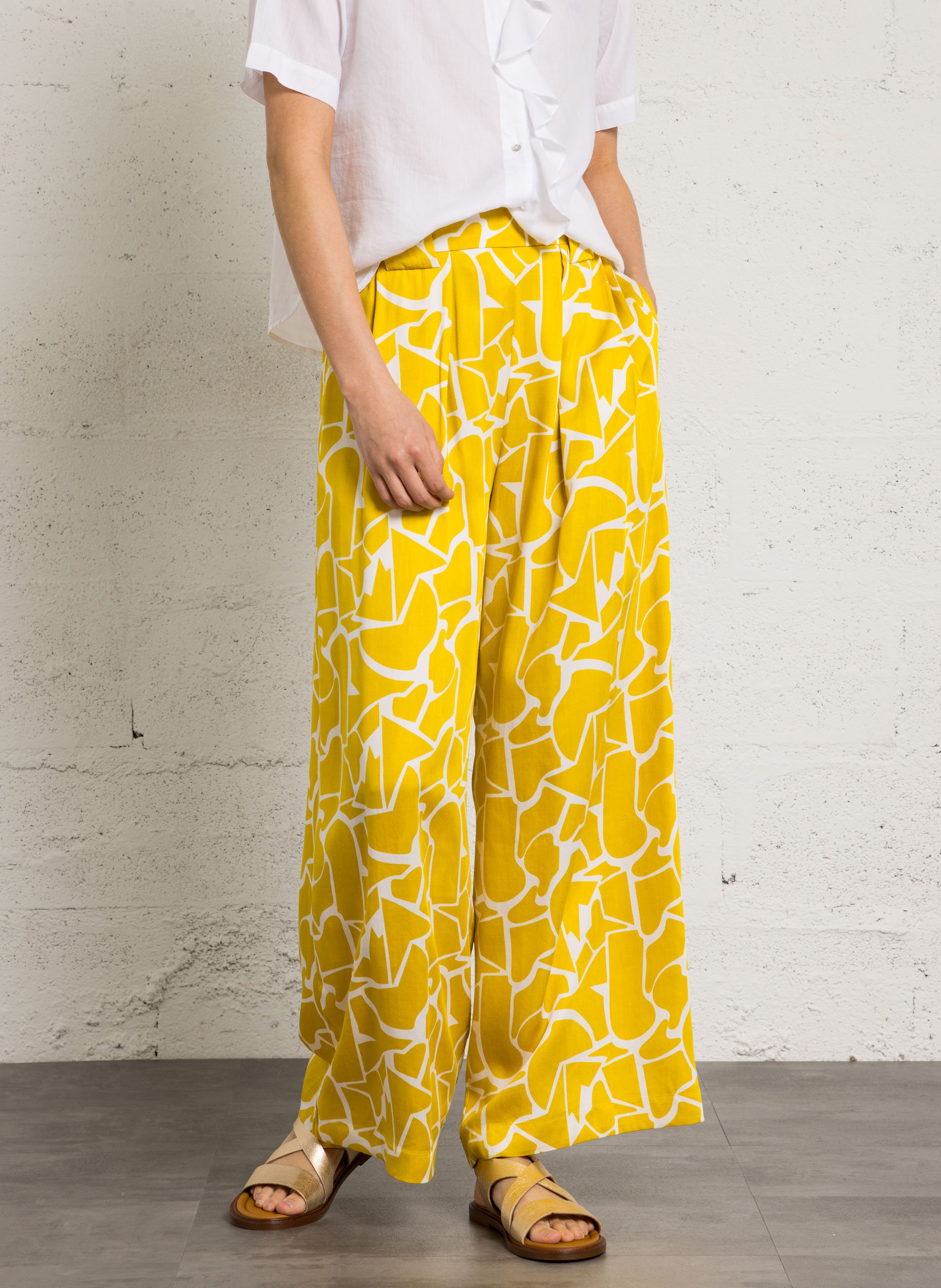 Azawood - Weite Hose mit hohem Bund BELLA JONES Gelb