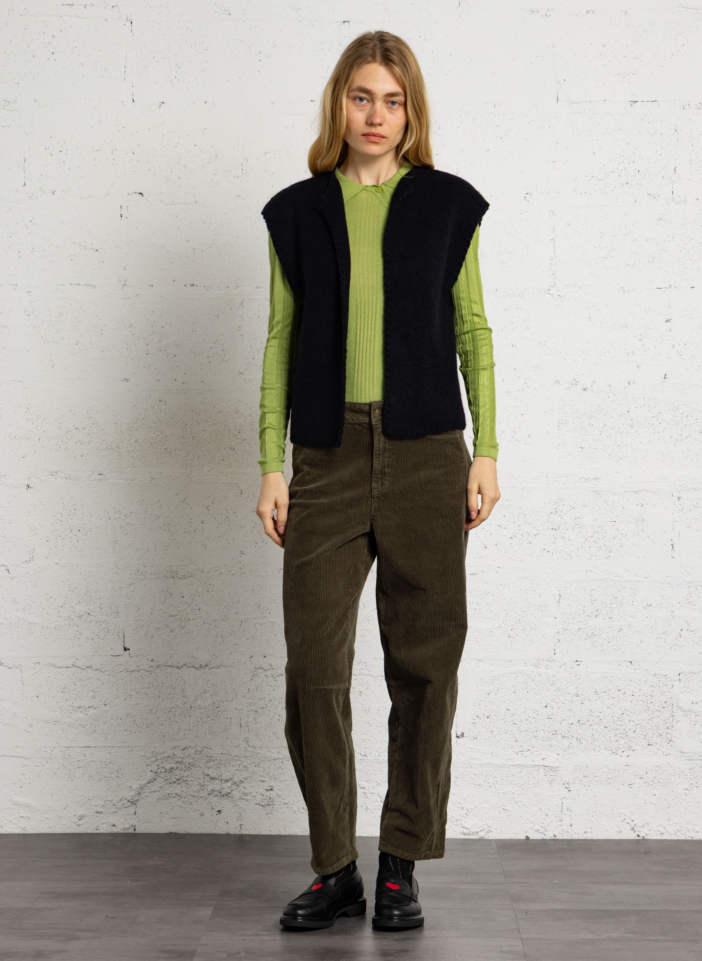 Samthose aus Baumwollmischung mit Rippstruktur MAISON 123 Khaki