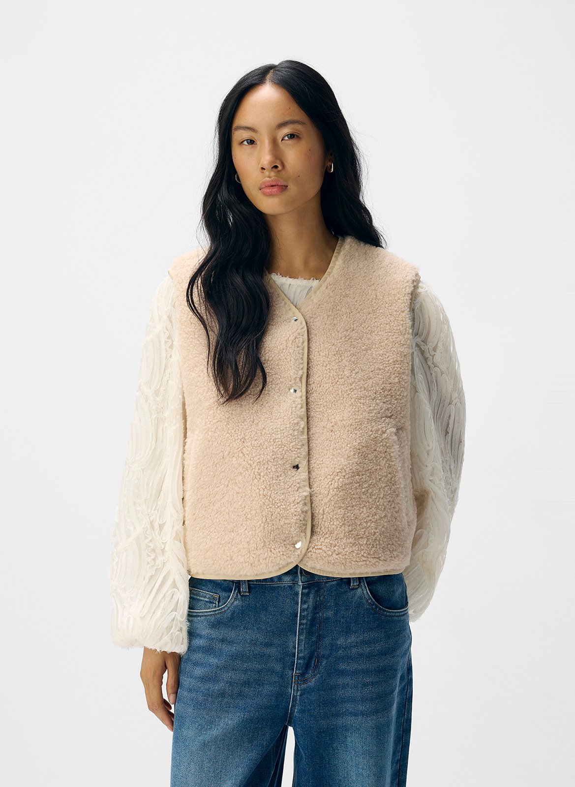 Ärmellose Sherpa-Knopfweste OBJECT Beige