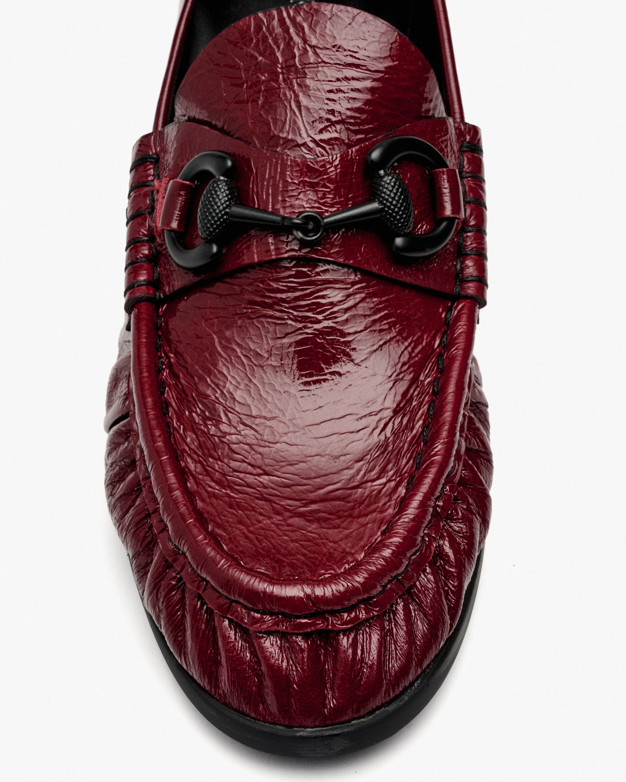 Burgundy patent leather pumps PEDRO MIRALLES Red