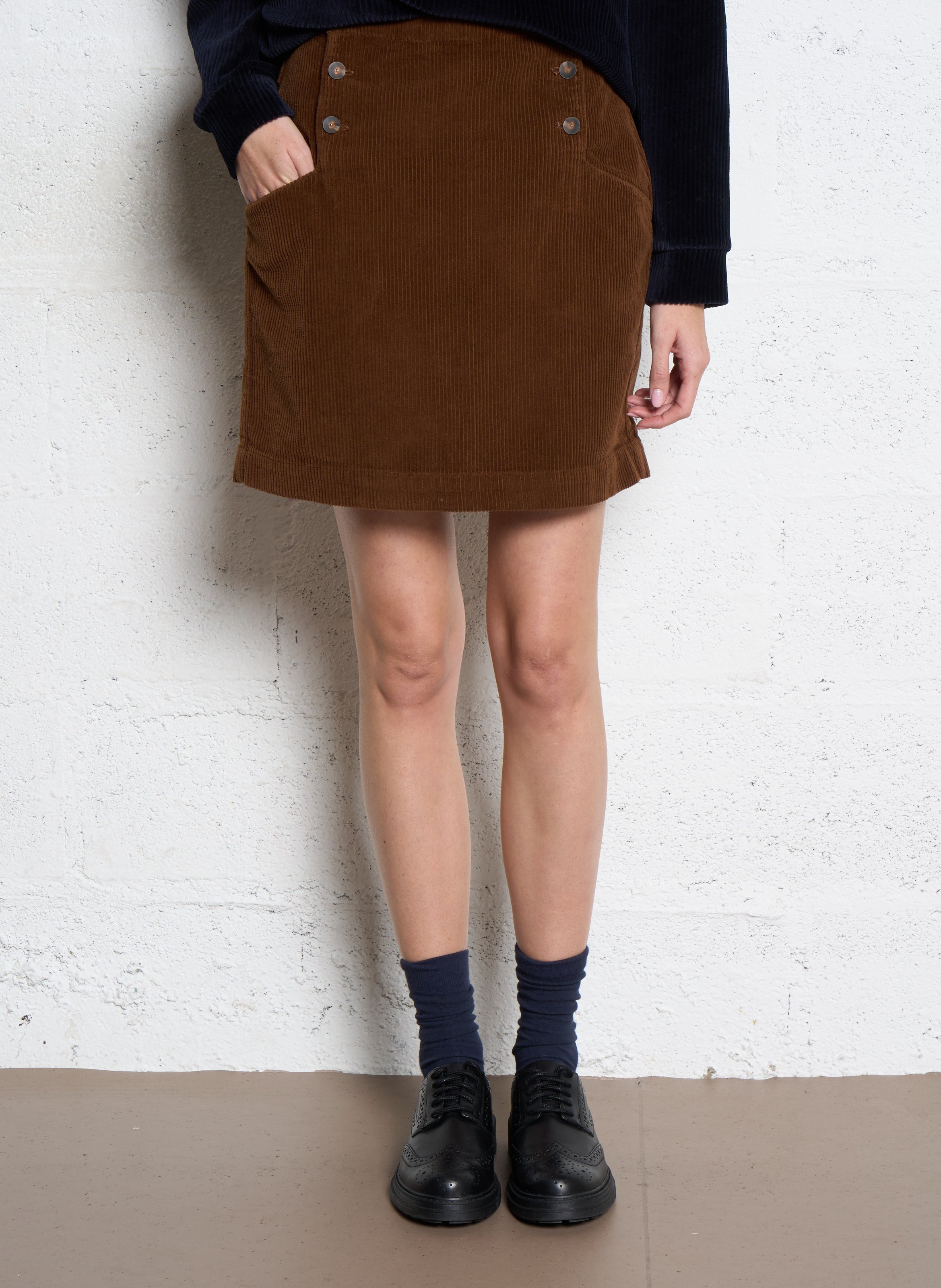 Corduroy mini skirt I CODE Brown