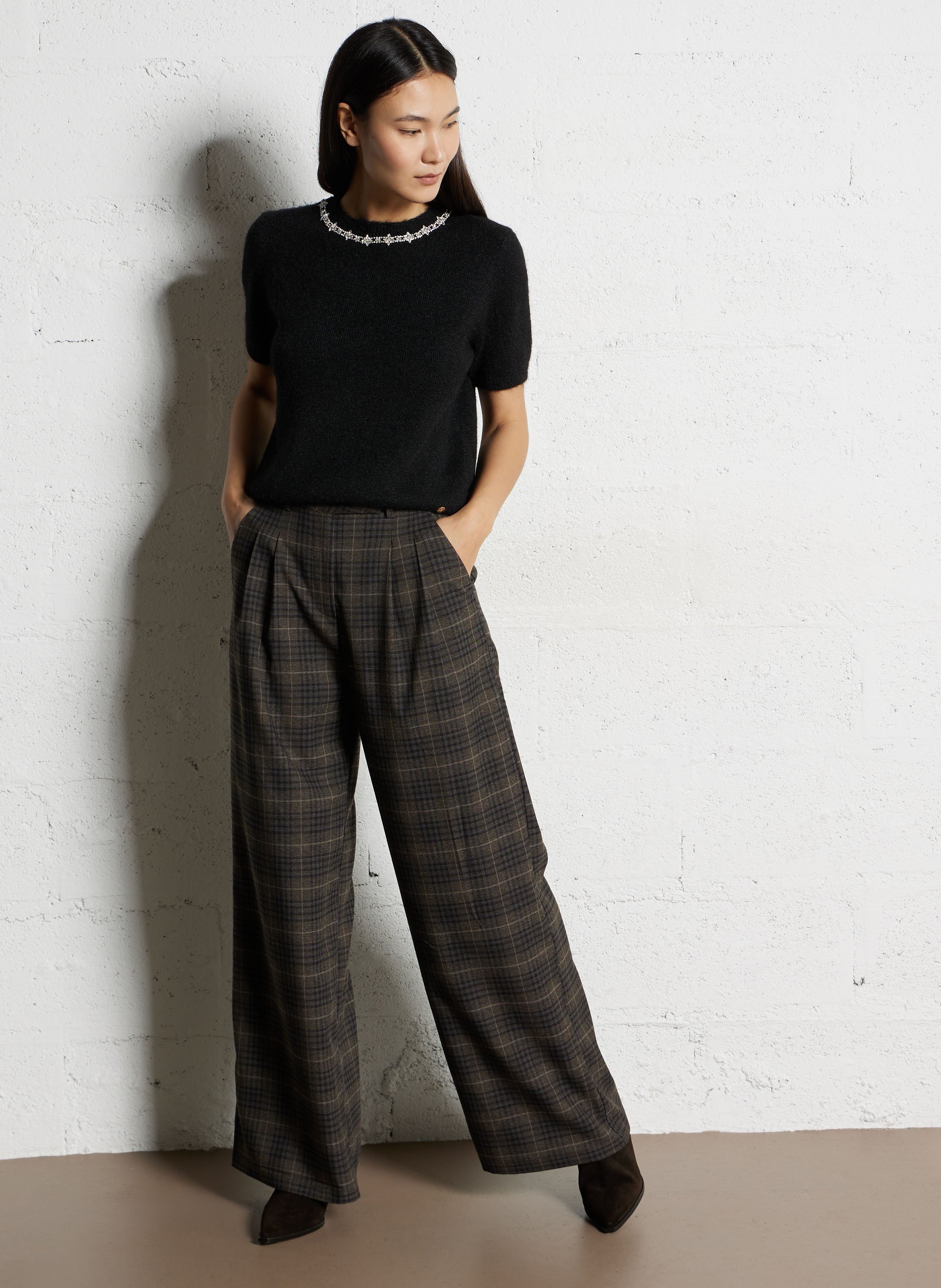 Bottines Chelsea à talons en cuir velours ANGEL ALARCON Marron