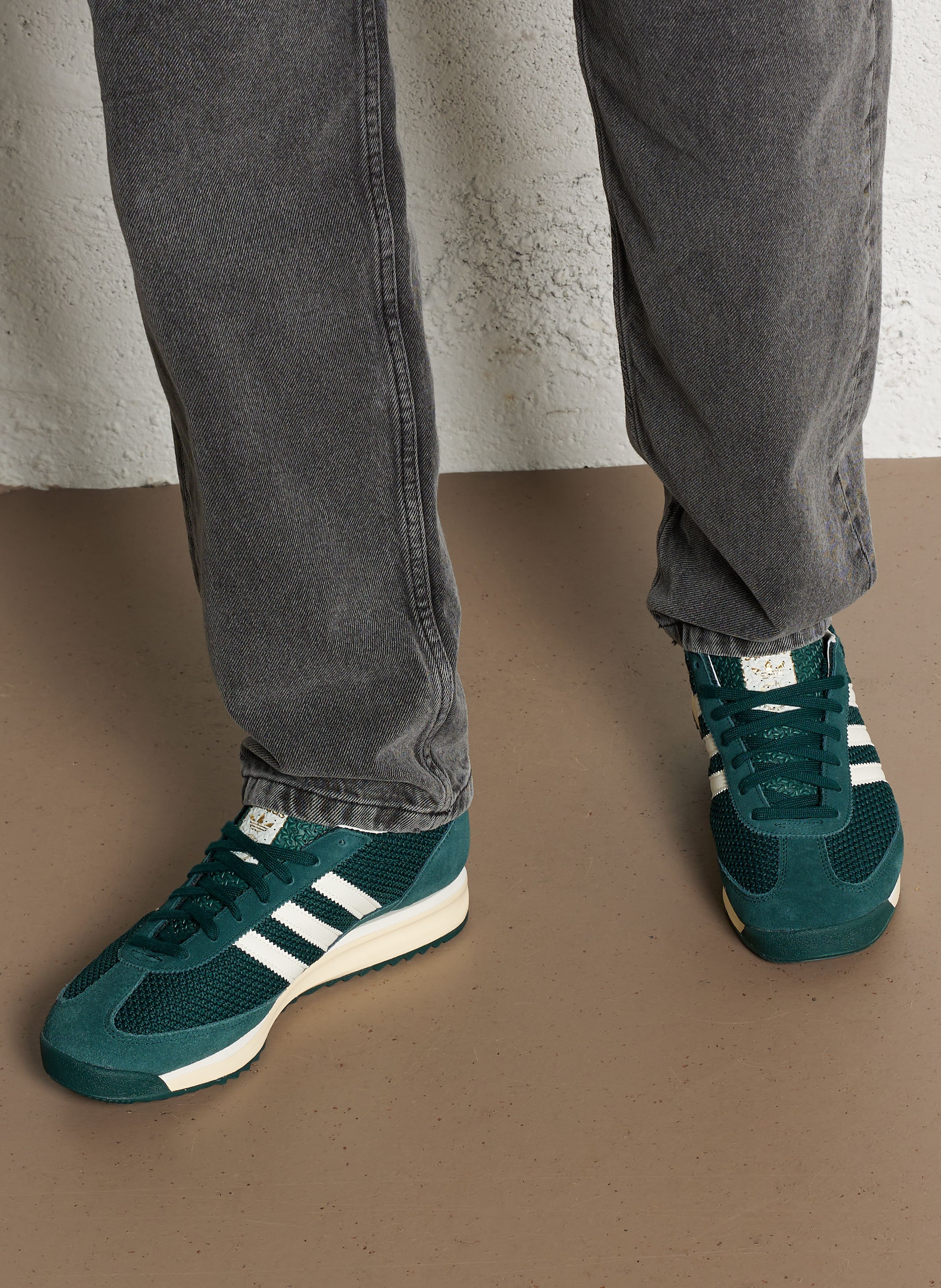 Baskets basses en cuir ADIDAS Vert