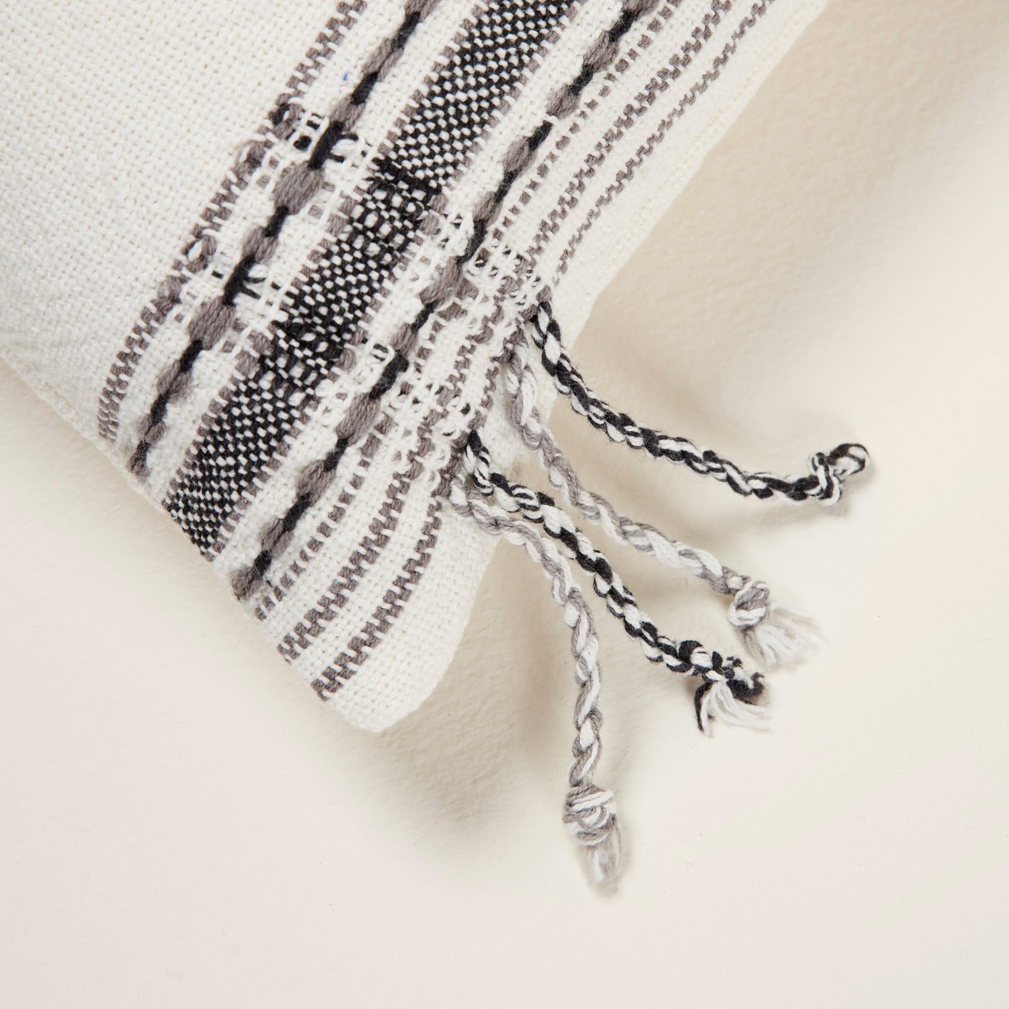 Cushion cover MADURA White