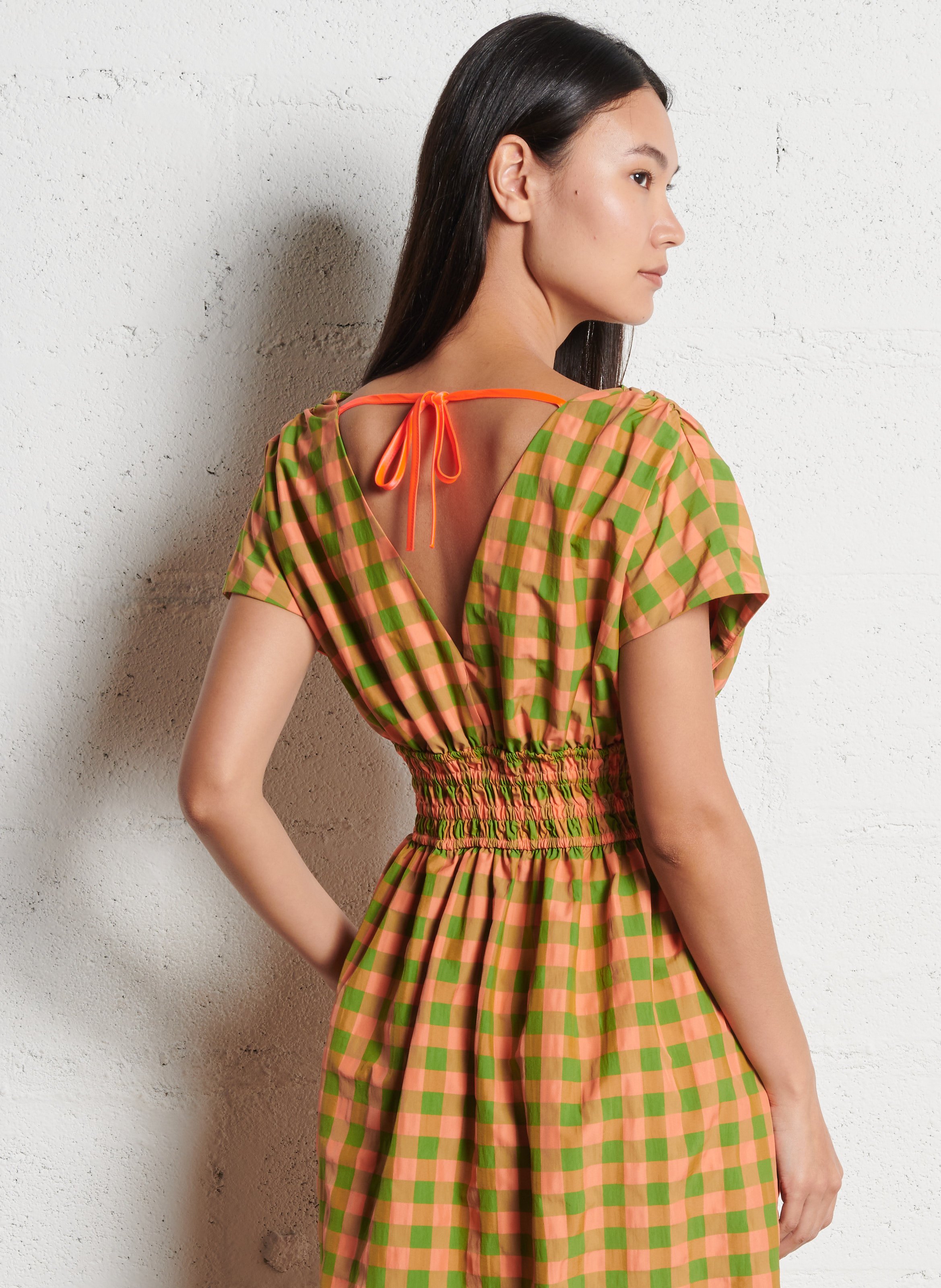 Long fitted V-neck dress DR BLOOM Red