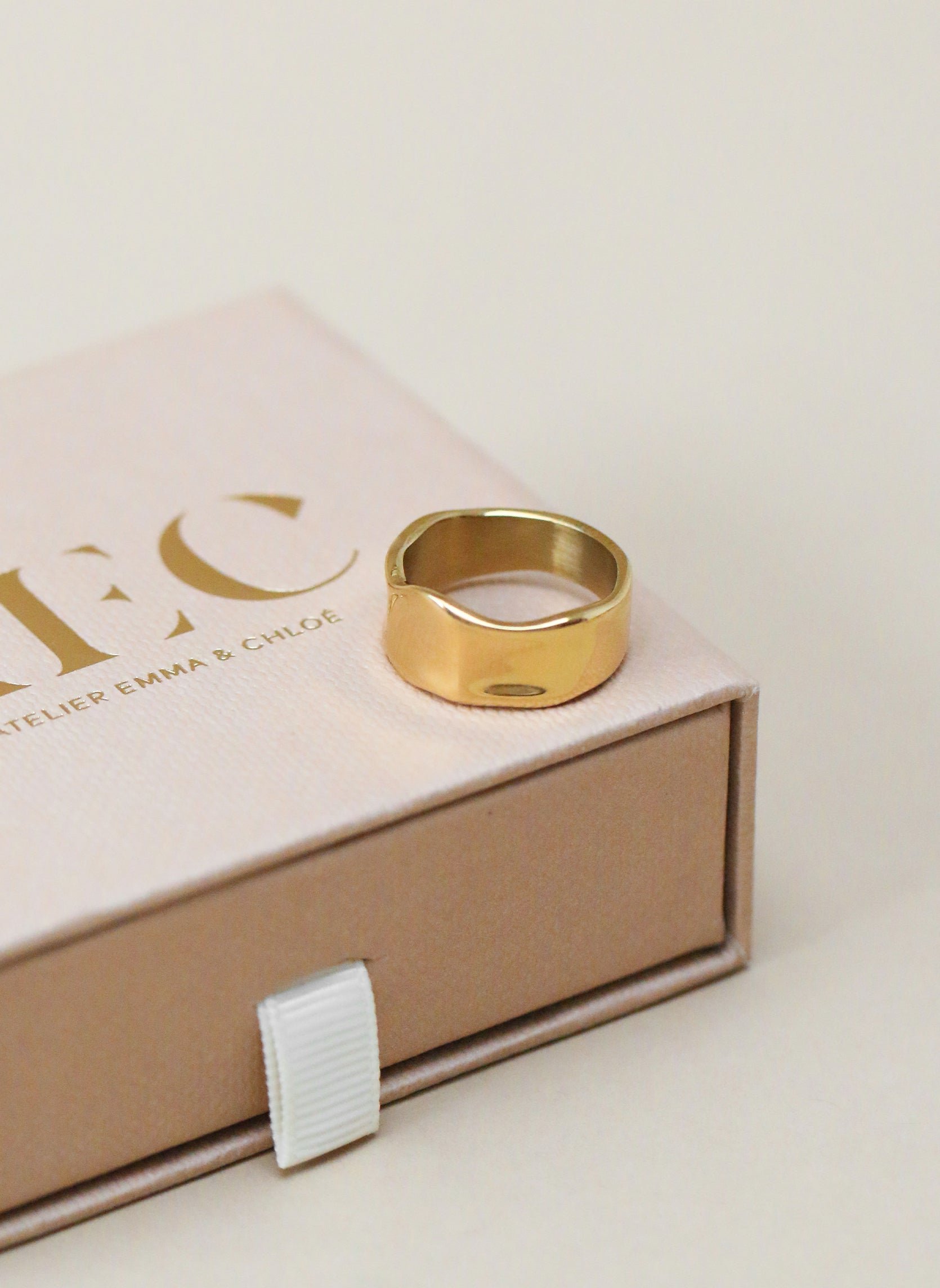 Wide NEREUS ring AEC Paris Golden