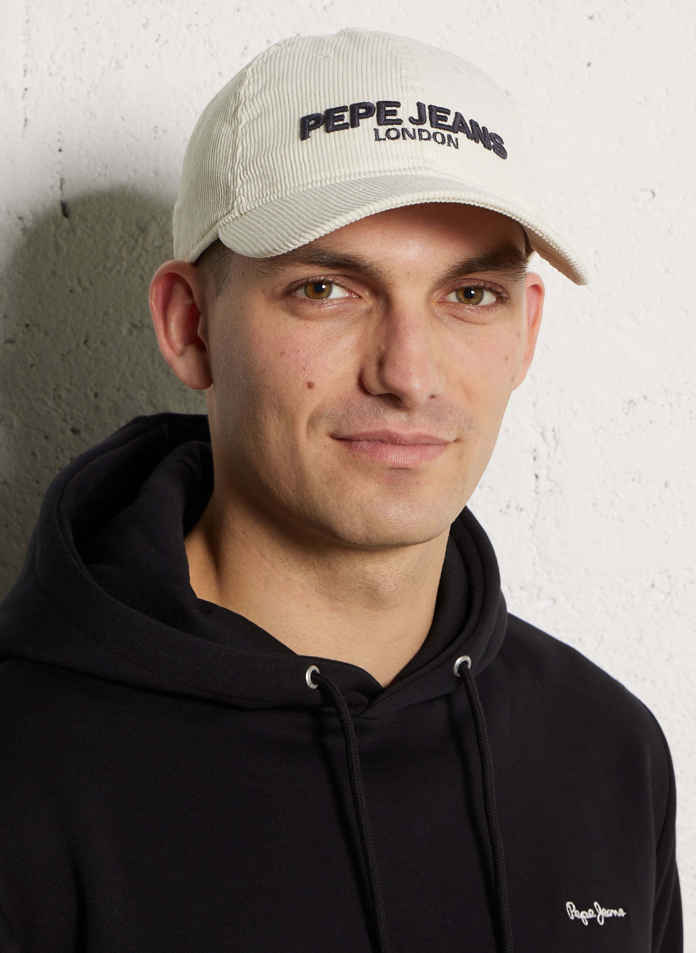 Embroidered corduroy cap PEPE JEANS Beige