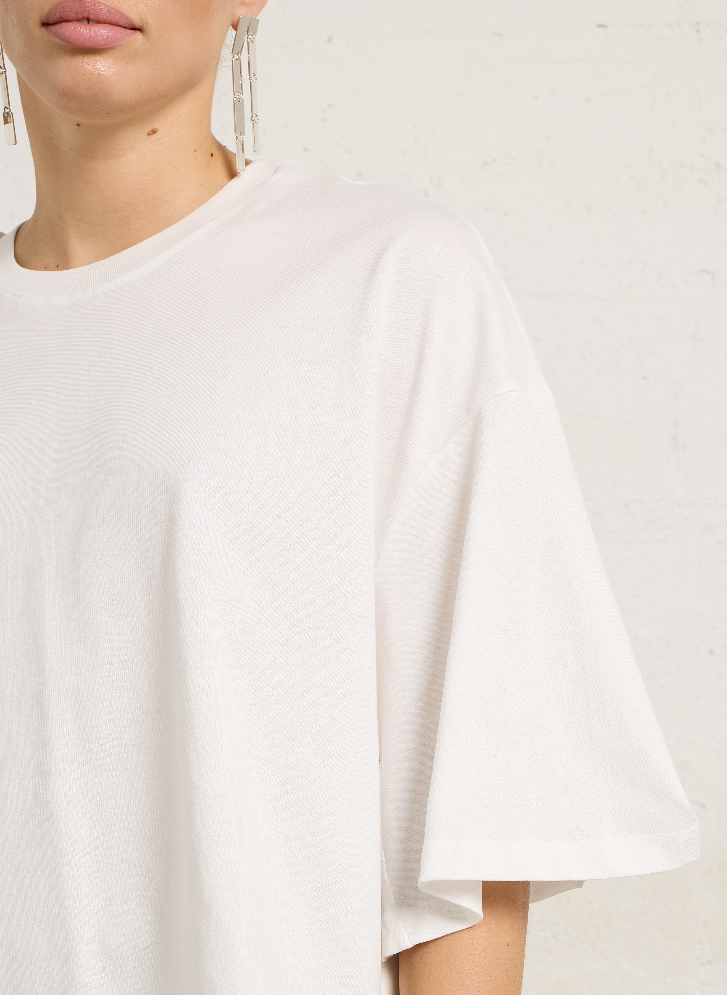 Tee-shirt oversize col rond brodé en coton MOMONI Blanc