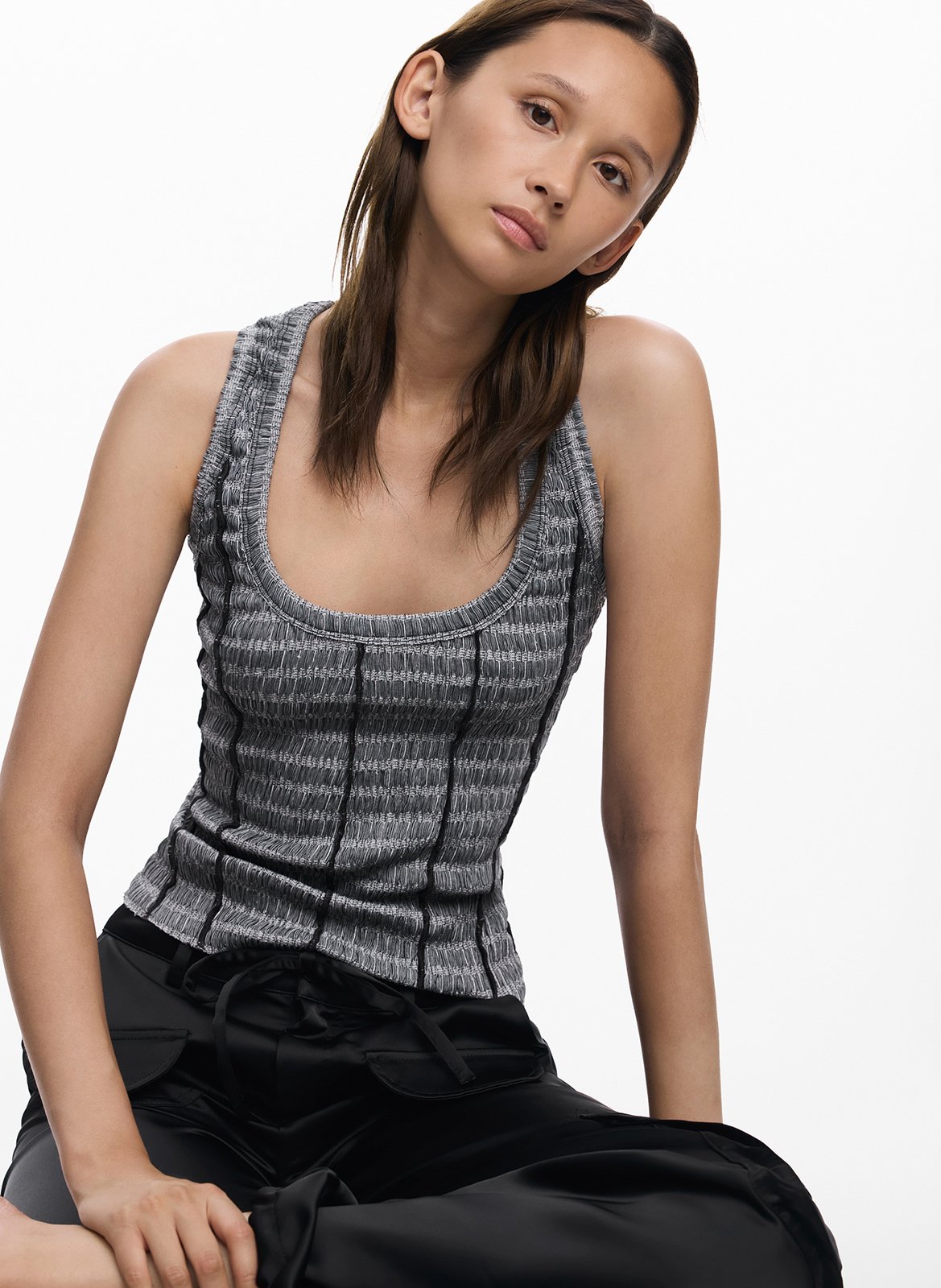 Eng anliegendes Oberteil mit abnehmbarem Rundhalsausschnitt DESIGUAL Schwarz