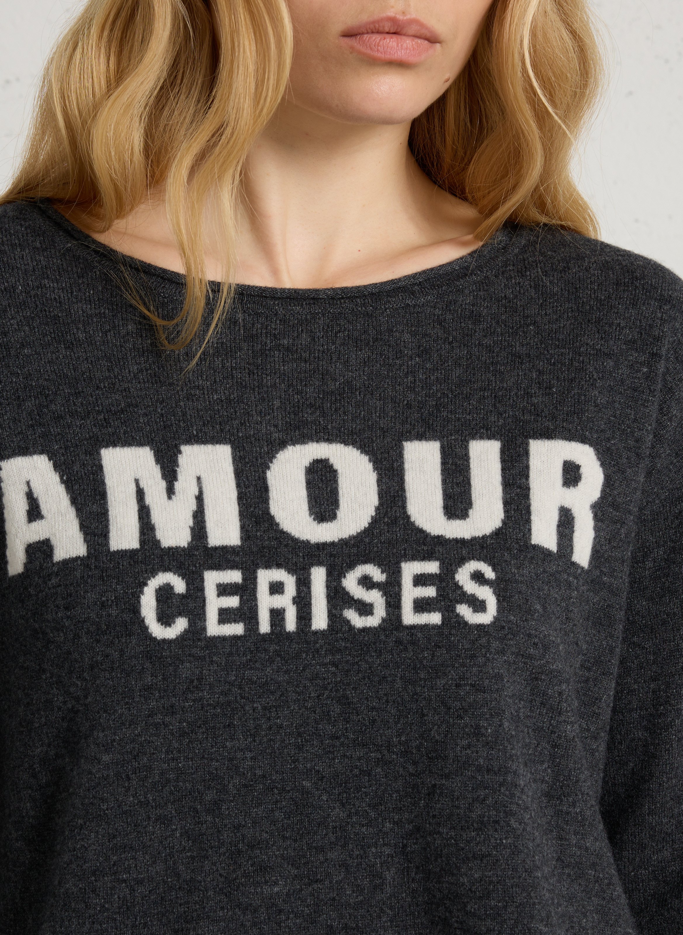 Wollen trui met ronde hals LE TEMPS DES CERISES Grijs