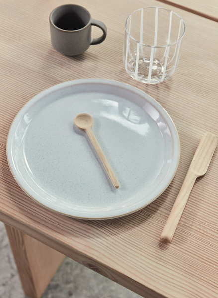 Deep terracotta plate OYOY LIVING DESIGN Beige