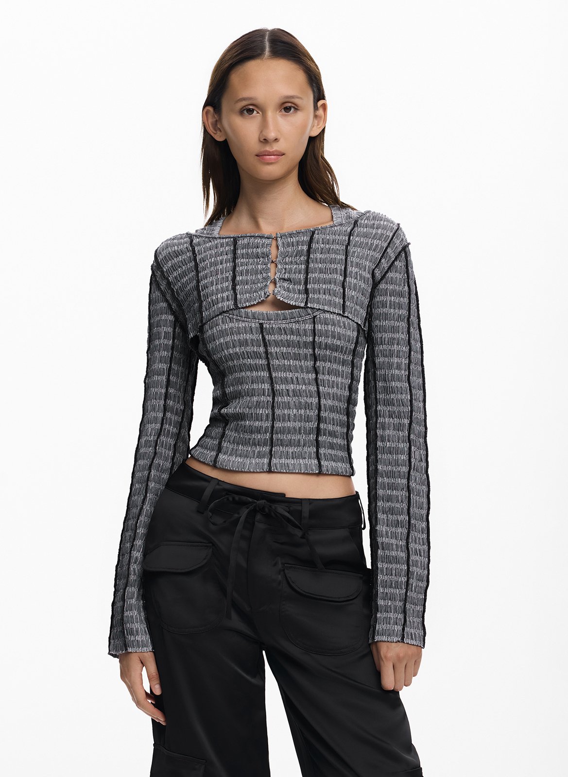 Eng anliegendes Oberteil mit abnehmbarem Rundhalsausschnitt DESIGUAL Schwarz